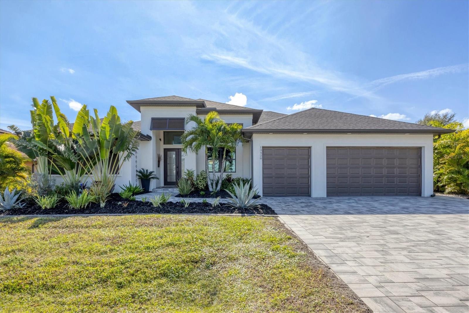 13428 Amaryllis Cir, FL