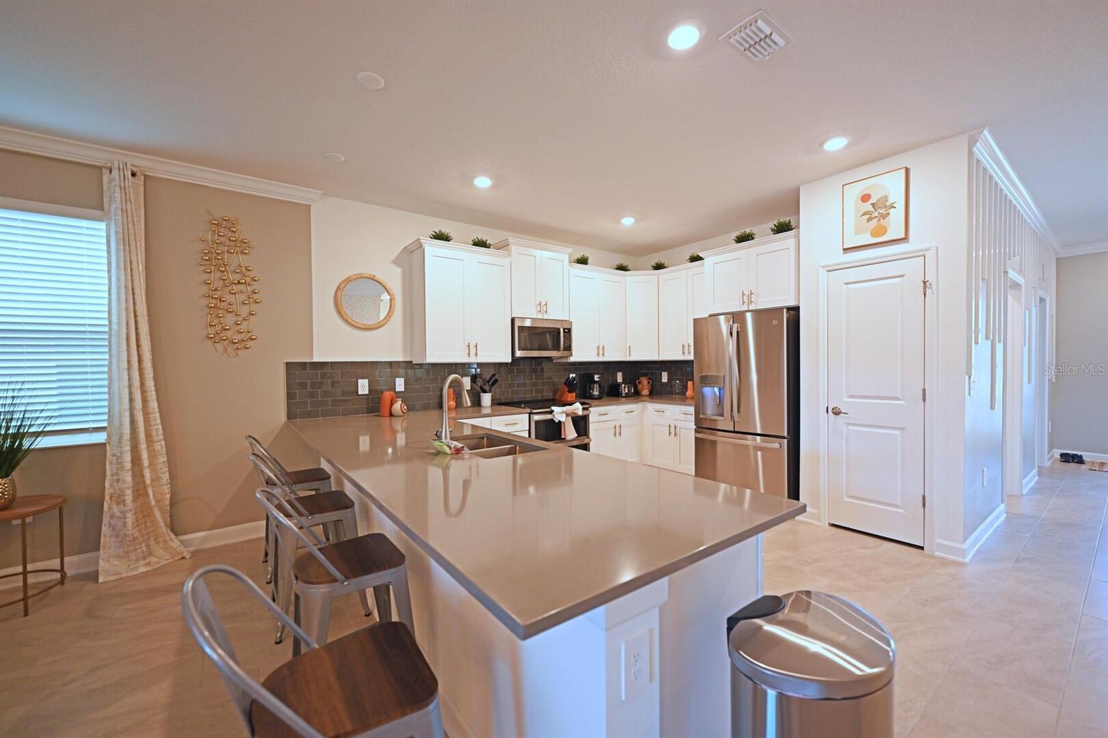 4221 Paragraph Drive, FL