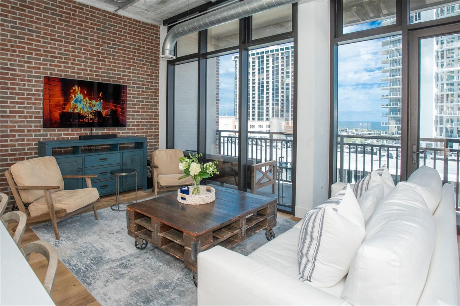 175 2nd Street, FL