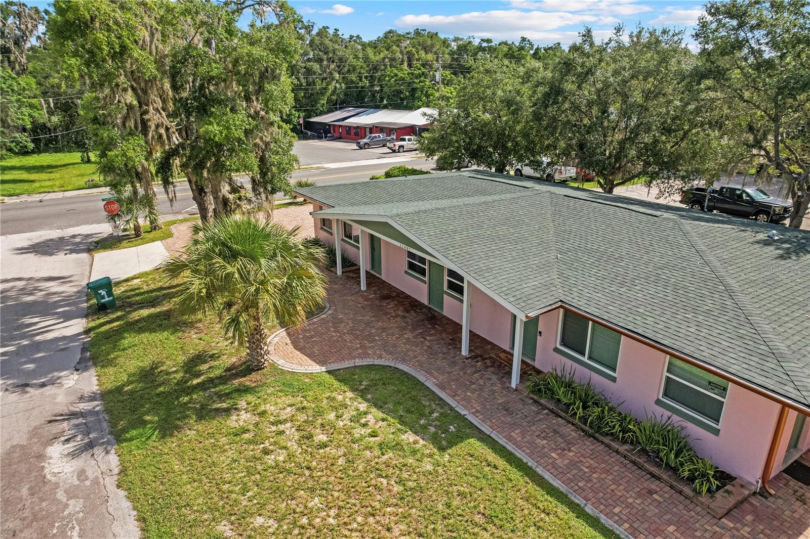 11987 Maple St, FL