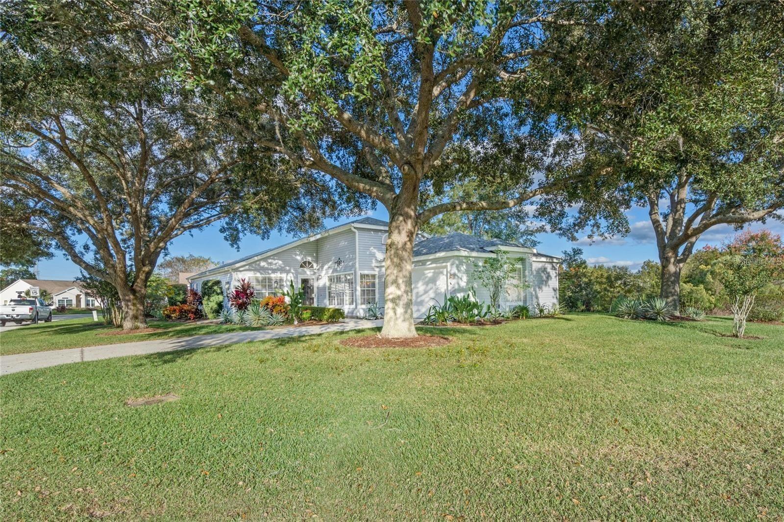 25300 Hibiscus Street, FL