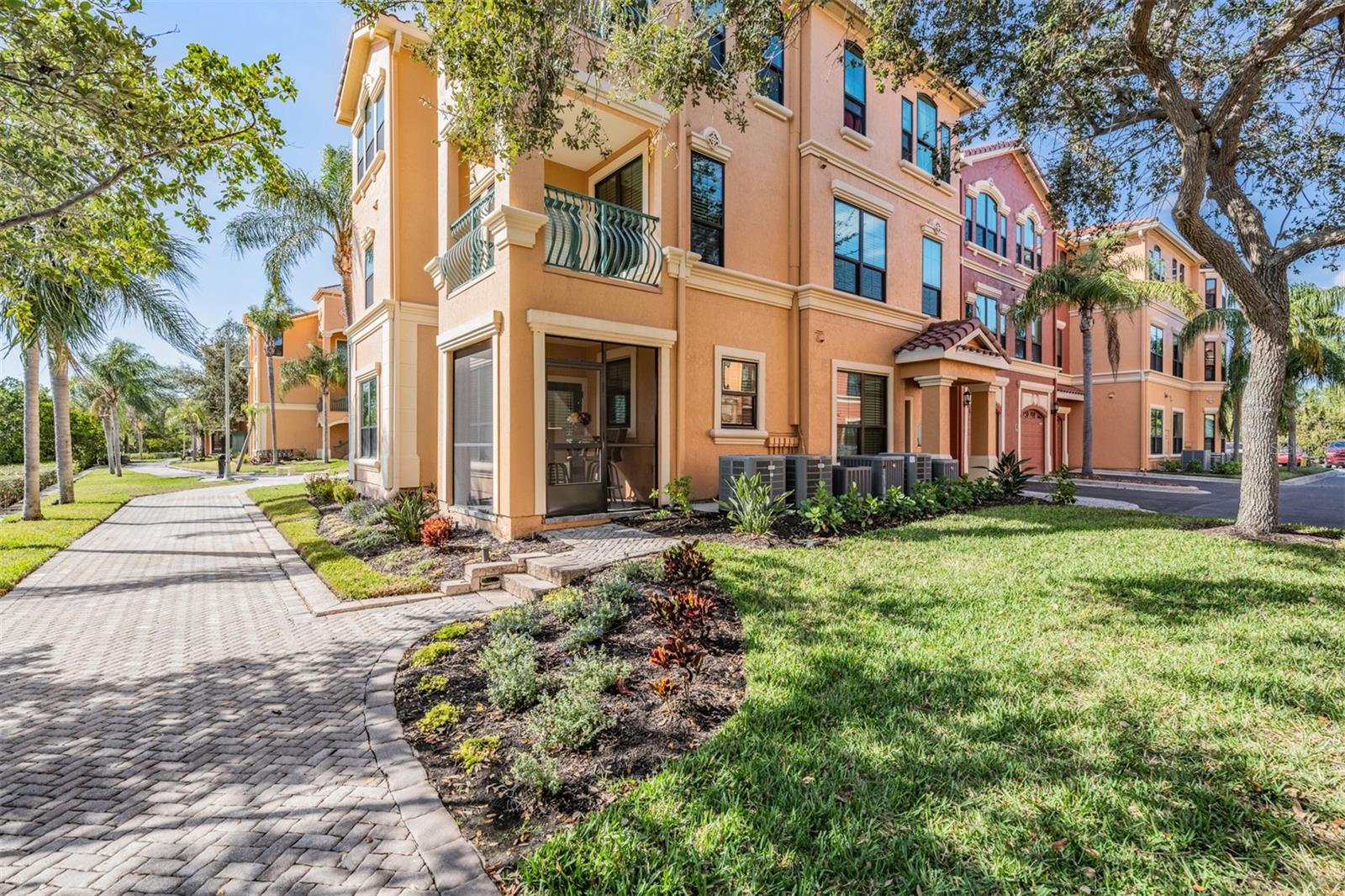 2733 Via Cipriani, FL