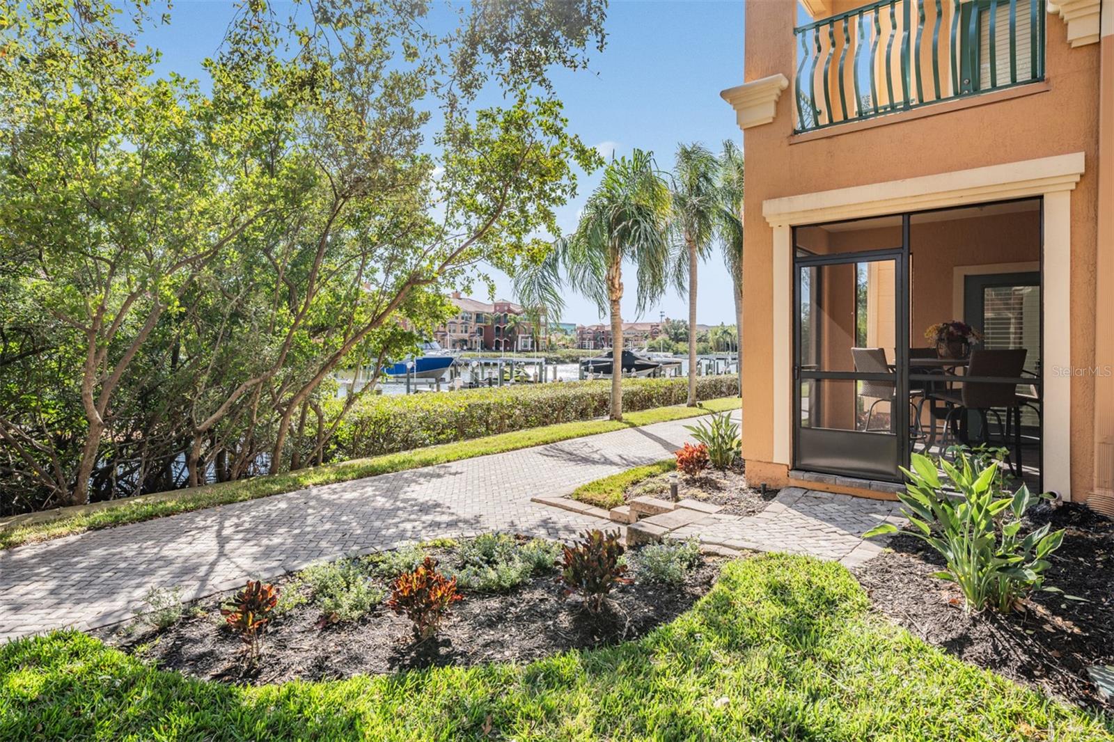 2733 Via Cipriani, FL