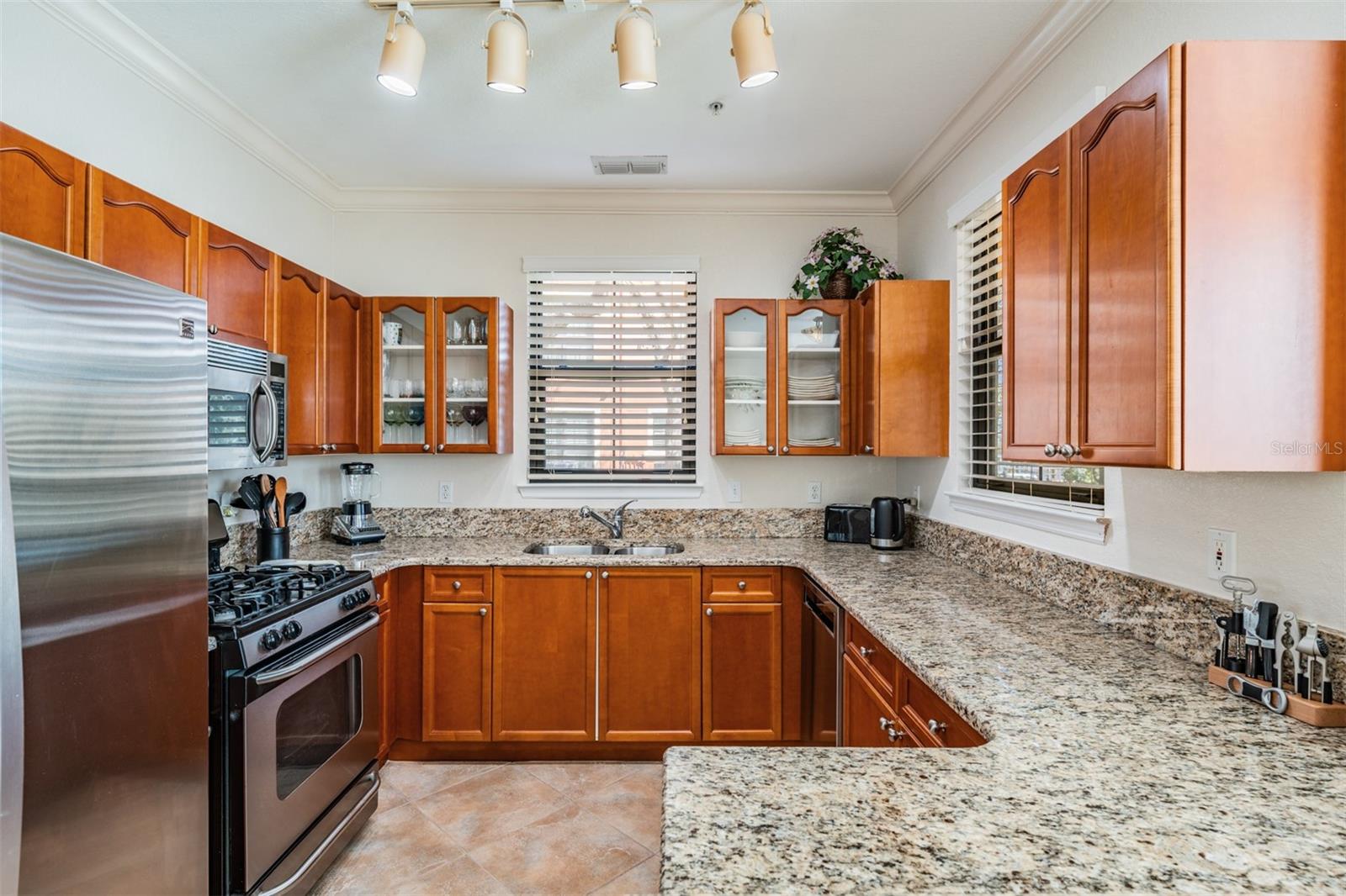 2733 Via Cipriani, FL