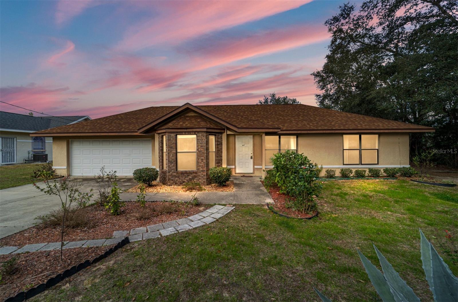 12 Cedar Ter, FL