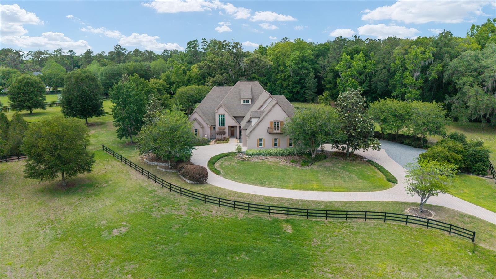 2150 73rd Loop, FL