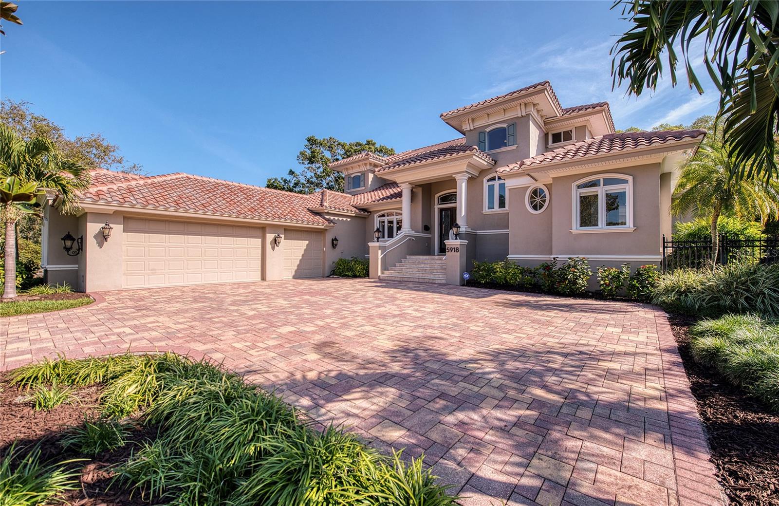 5918 Bahama Shores Drive, FL