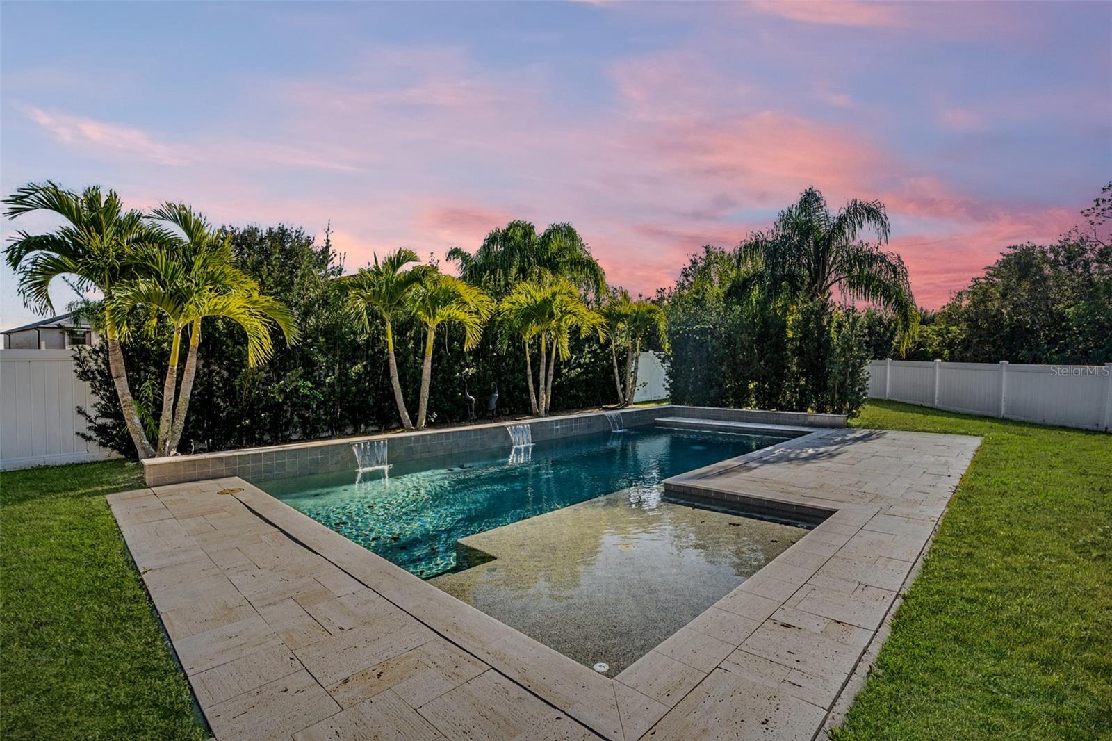 4306 Biscayne Cove Court, FL