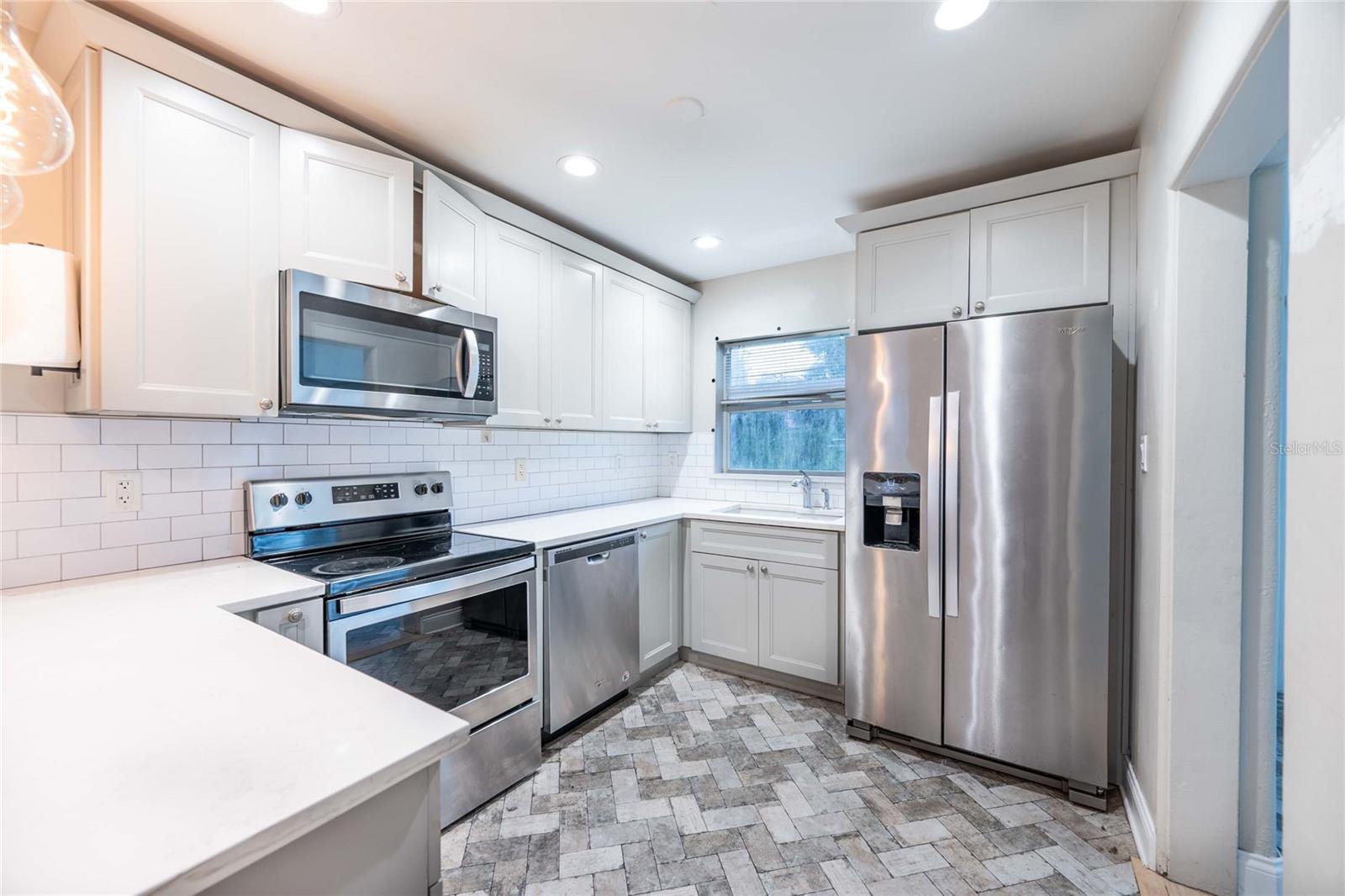 230 Strathy Lane, FL