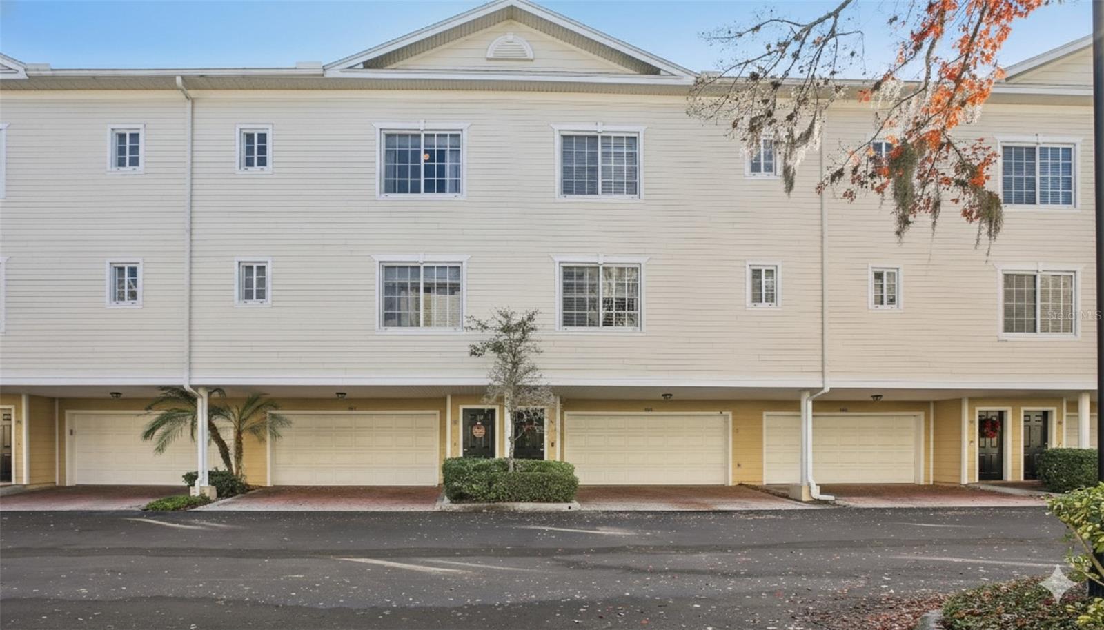 9872 Meadow Field Circle, FL