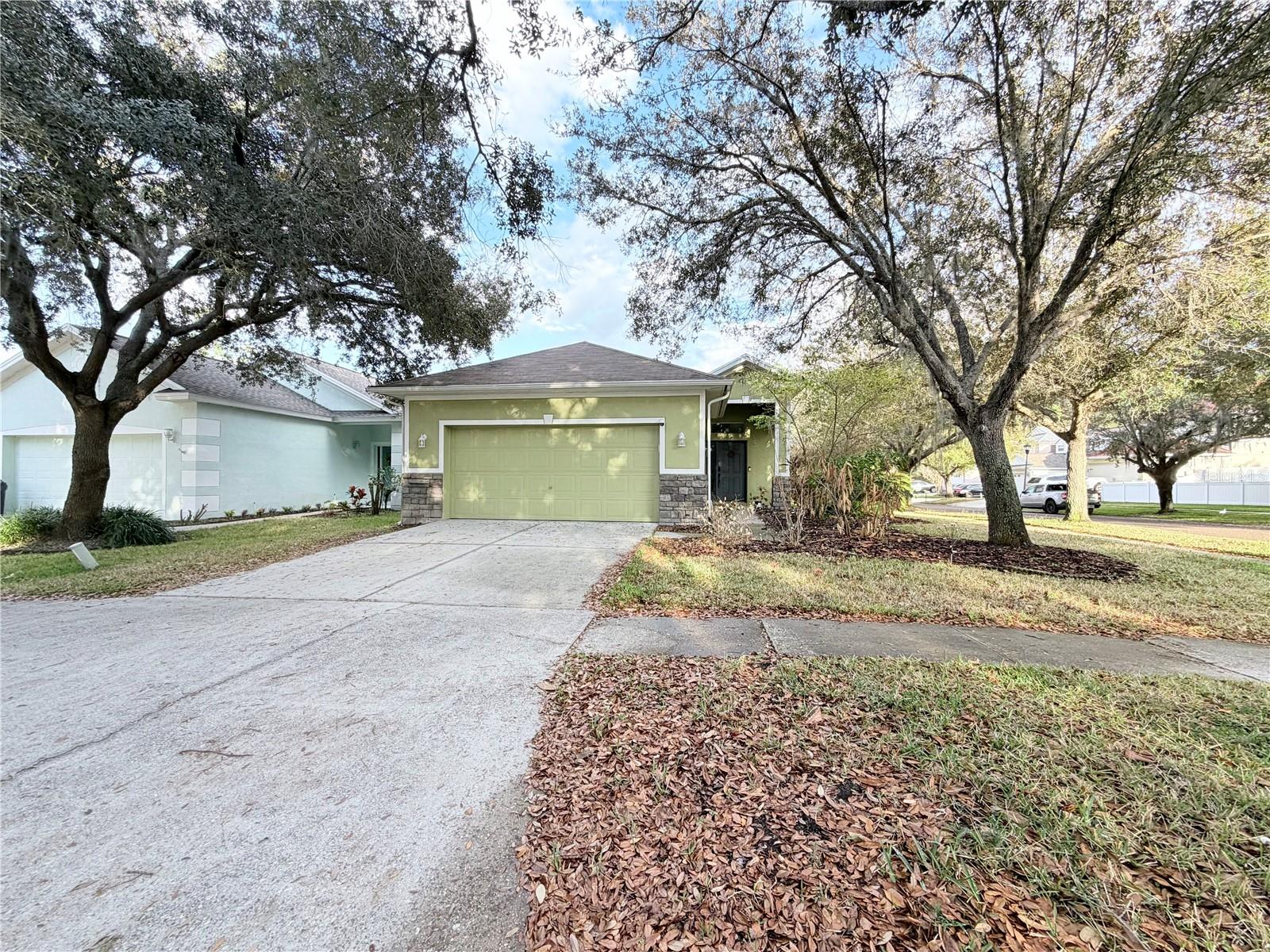5634 Tanagerlake Road, FL
