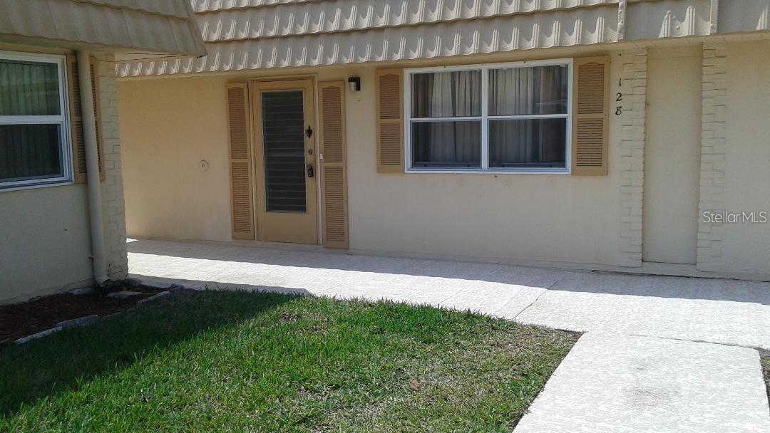 201 Bedford Trail, FL