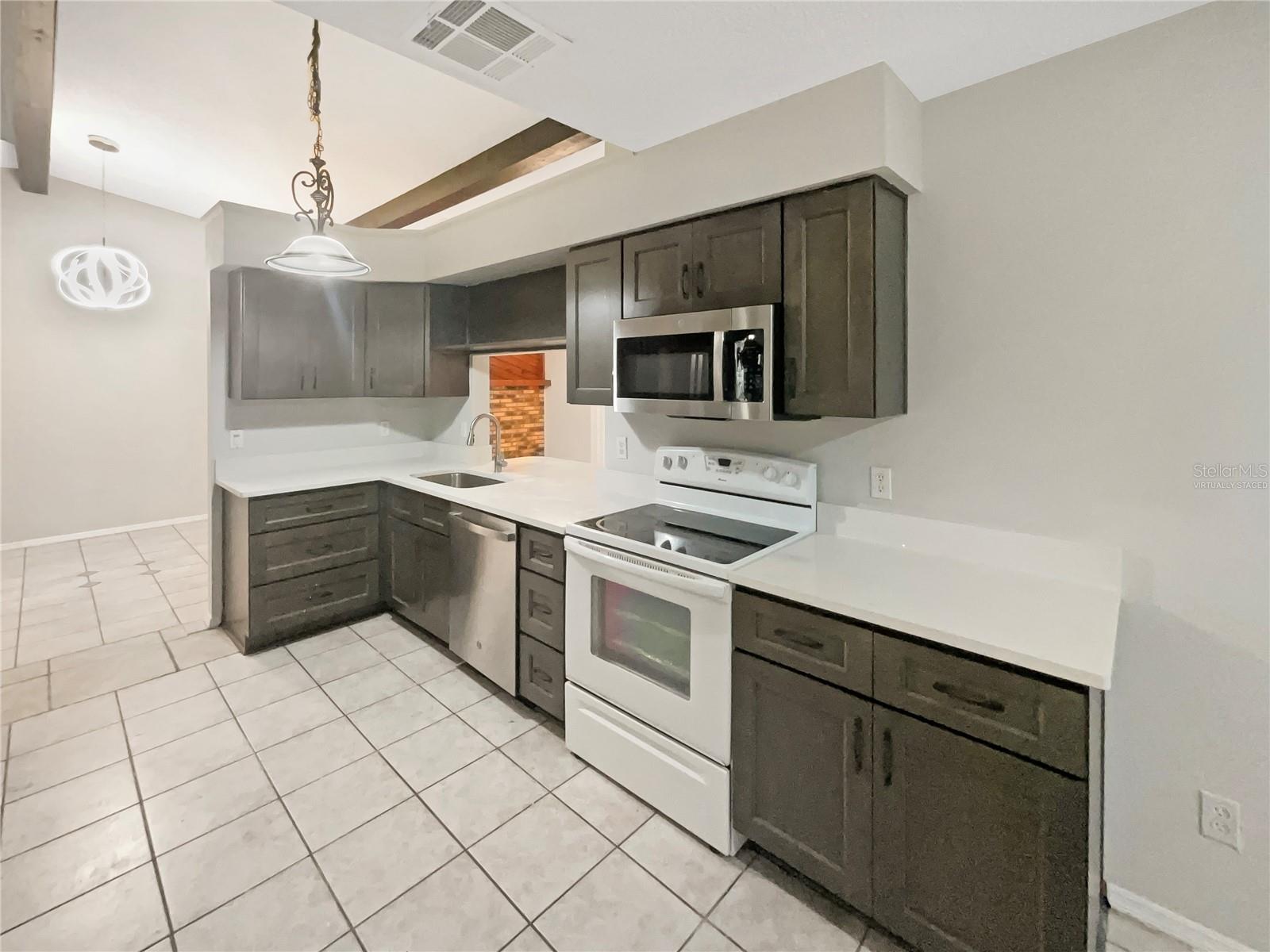 1375 Jan Lan Boulevard, FL