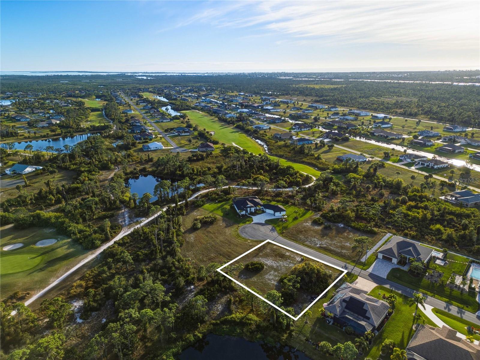 14 Pine Valley Rd, FL