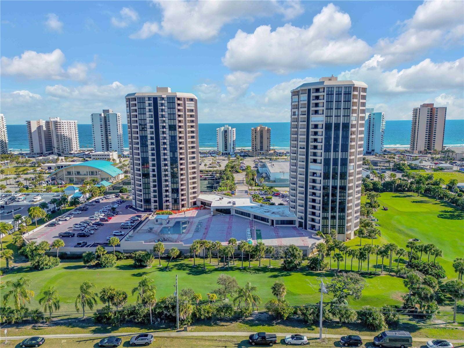 1 Oceans West Boulevard, FL