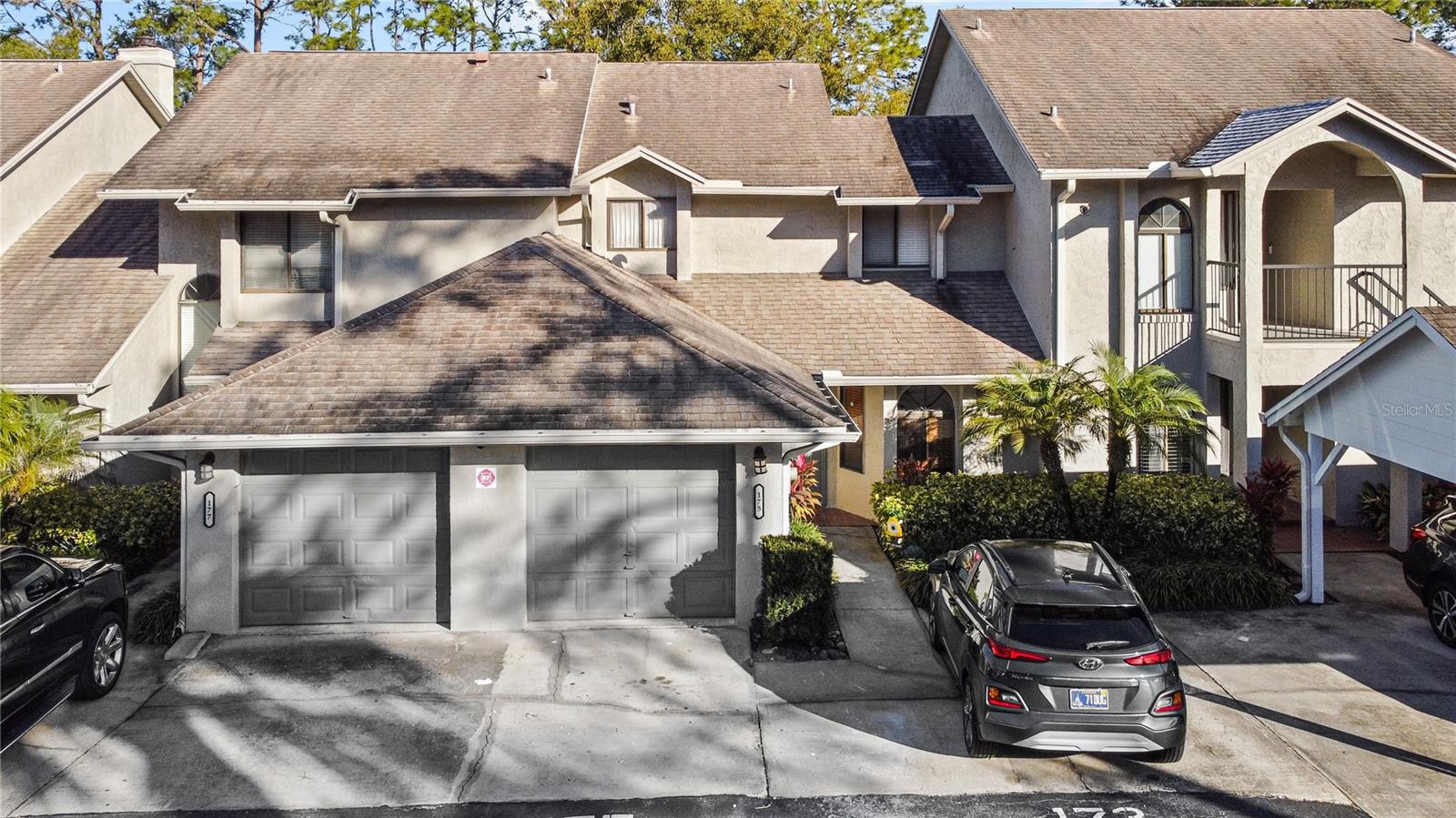 175 Crown Point Circle, FL