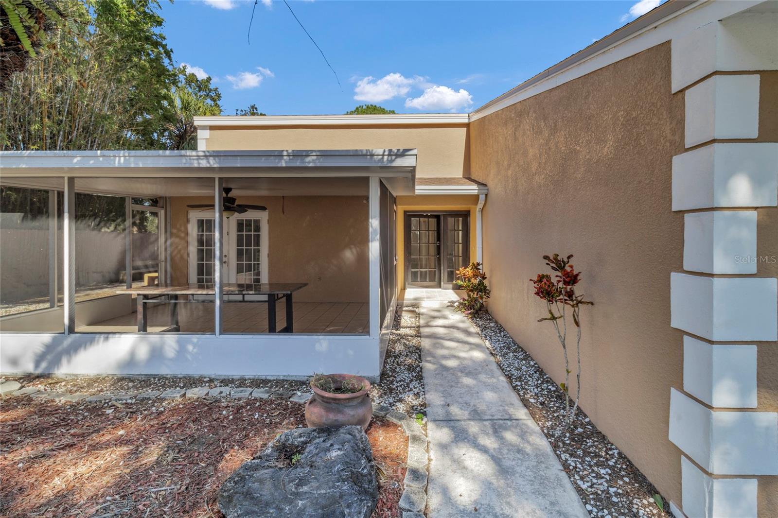 915 Seminole Boulevard, FL
