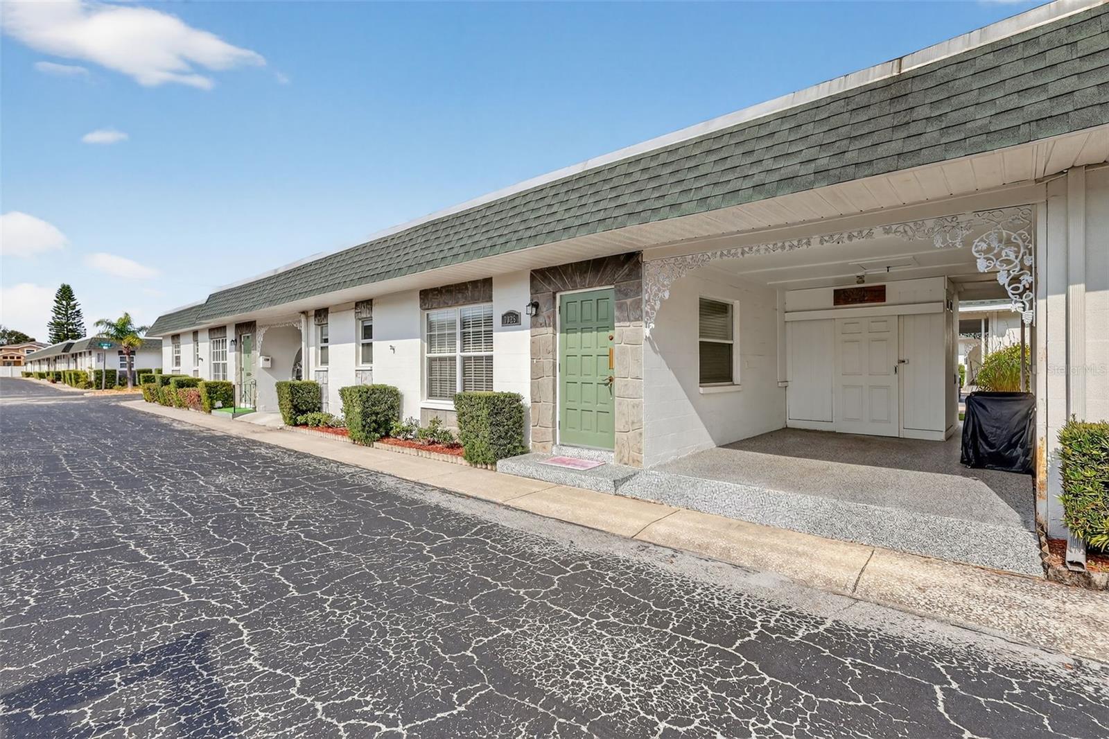 7825 38th Terrace, FL