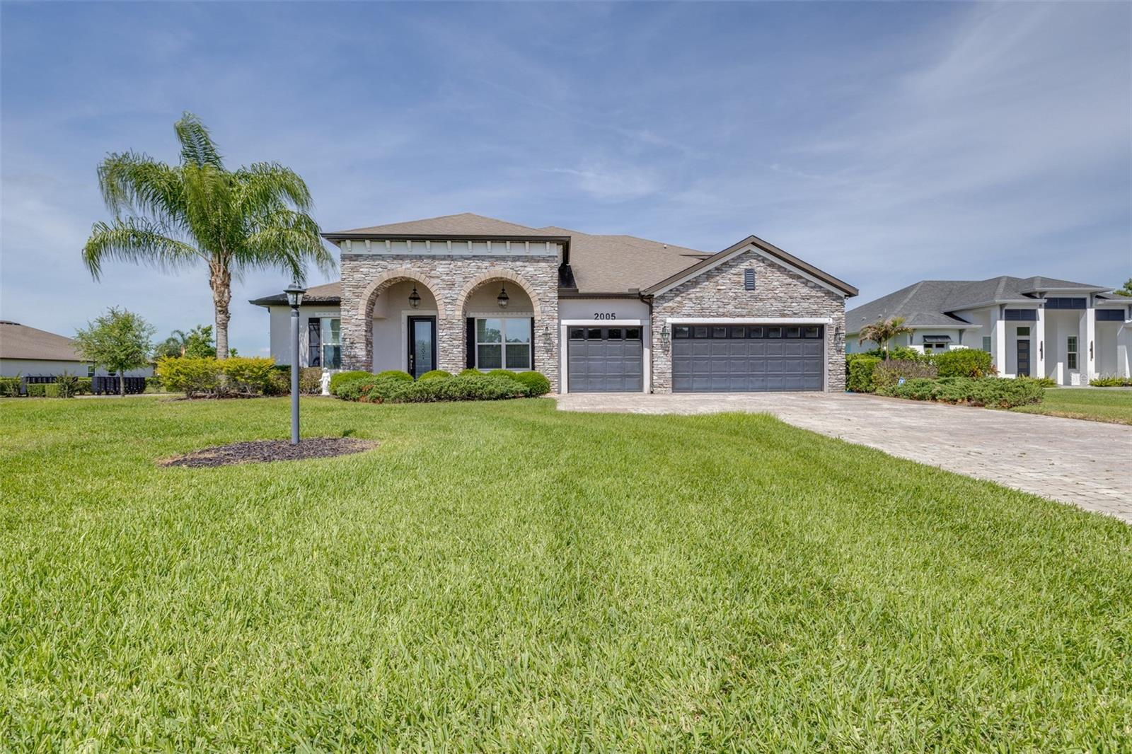 2005 149th Pl E, FL