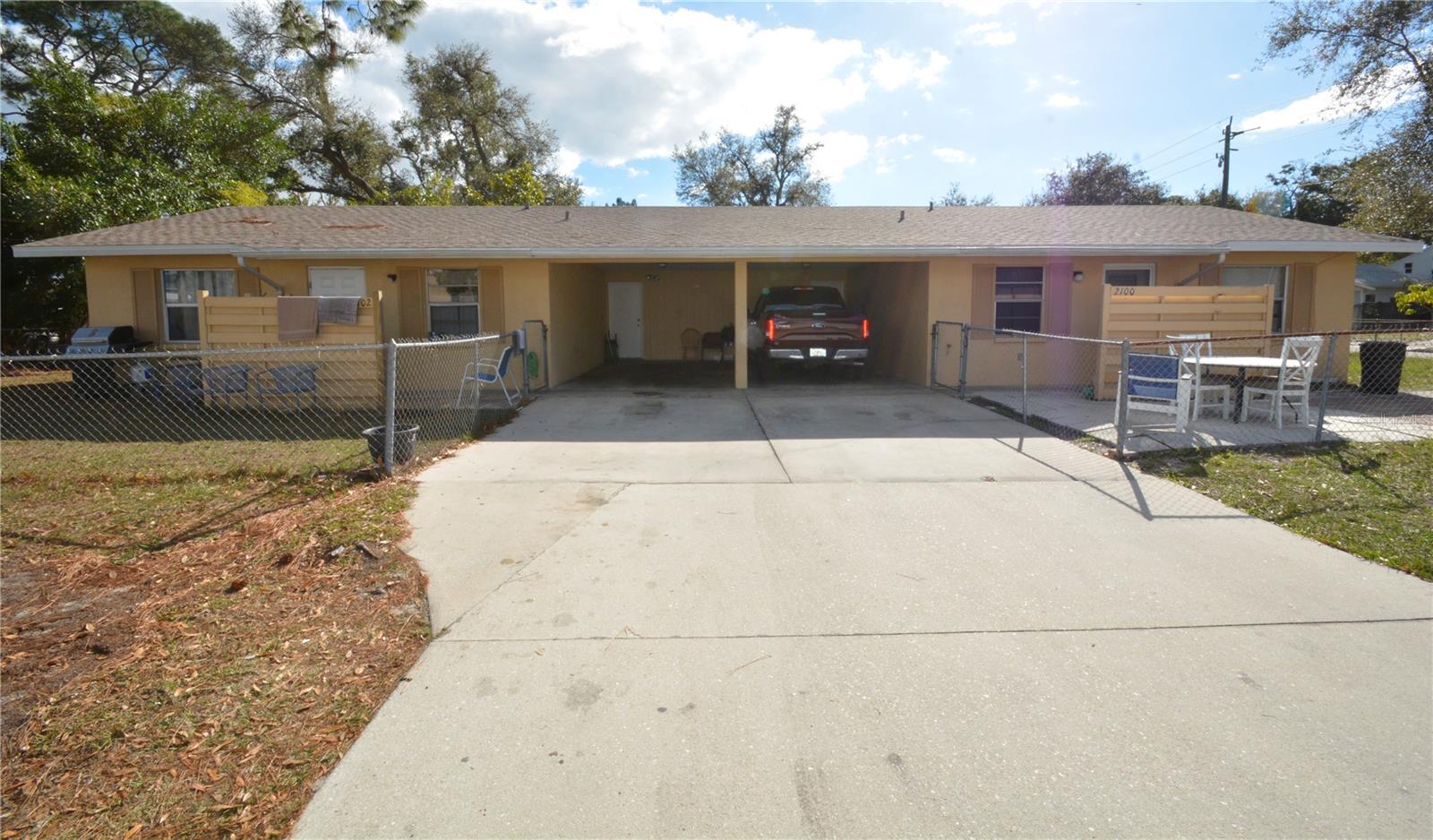 2100 9th Street, FL