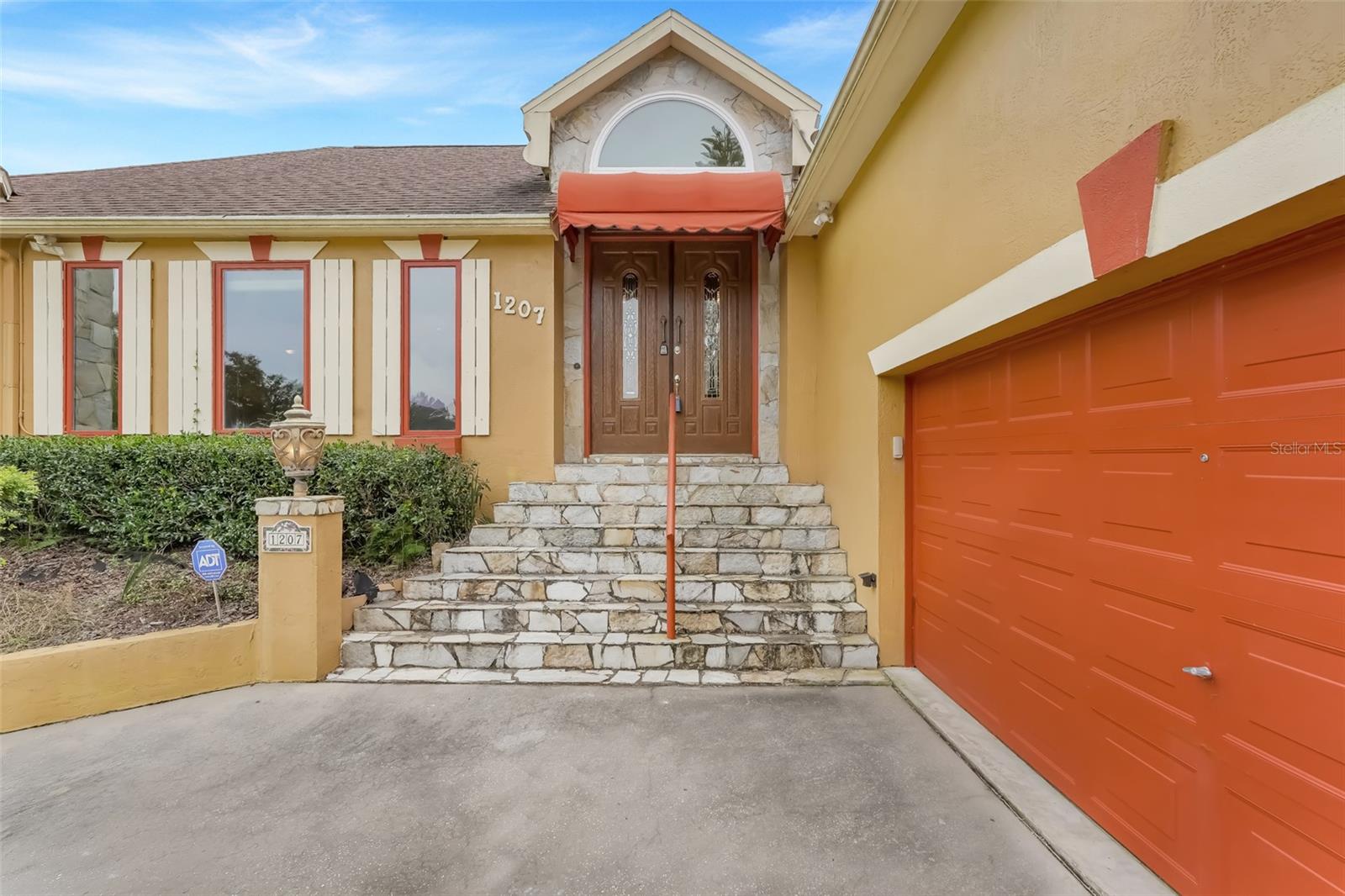 1207 Overlook Road, FL
