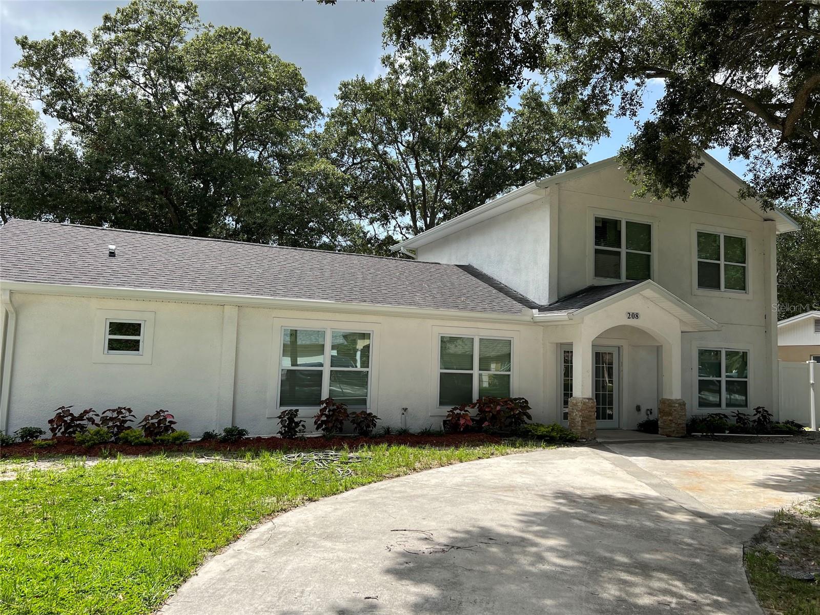 208-210-212 Elizabeth Avenue, FL