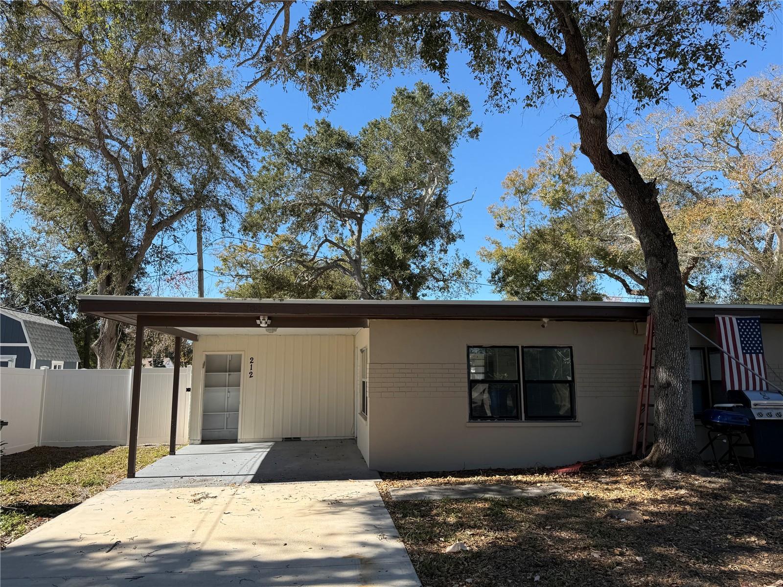 208-210-212 Elizabeth Avenue, FL