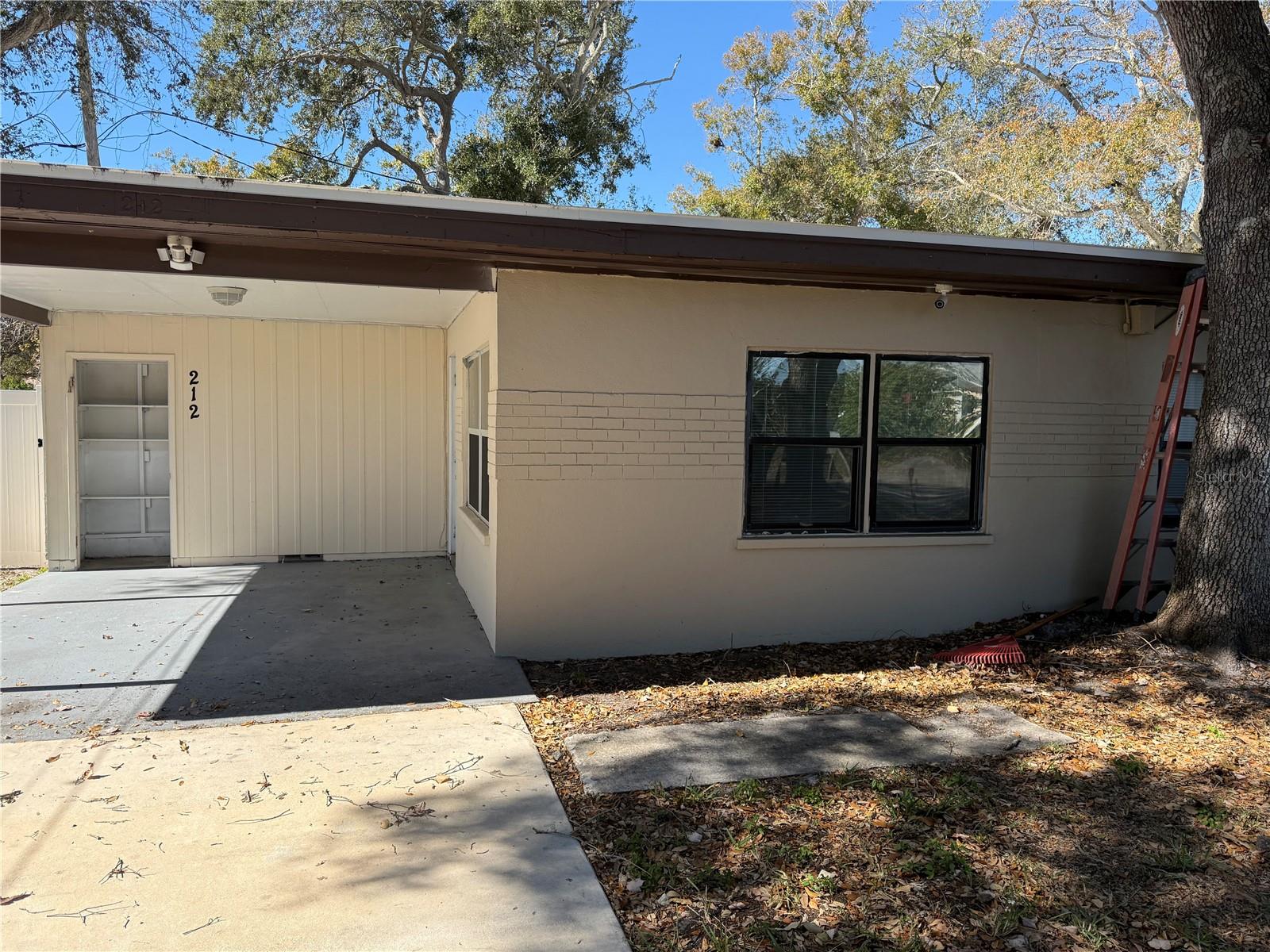 208-210-212 Elizabeth Avenue, FL