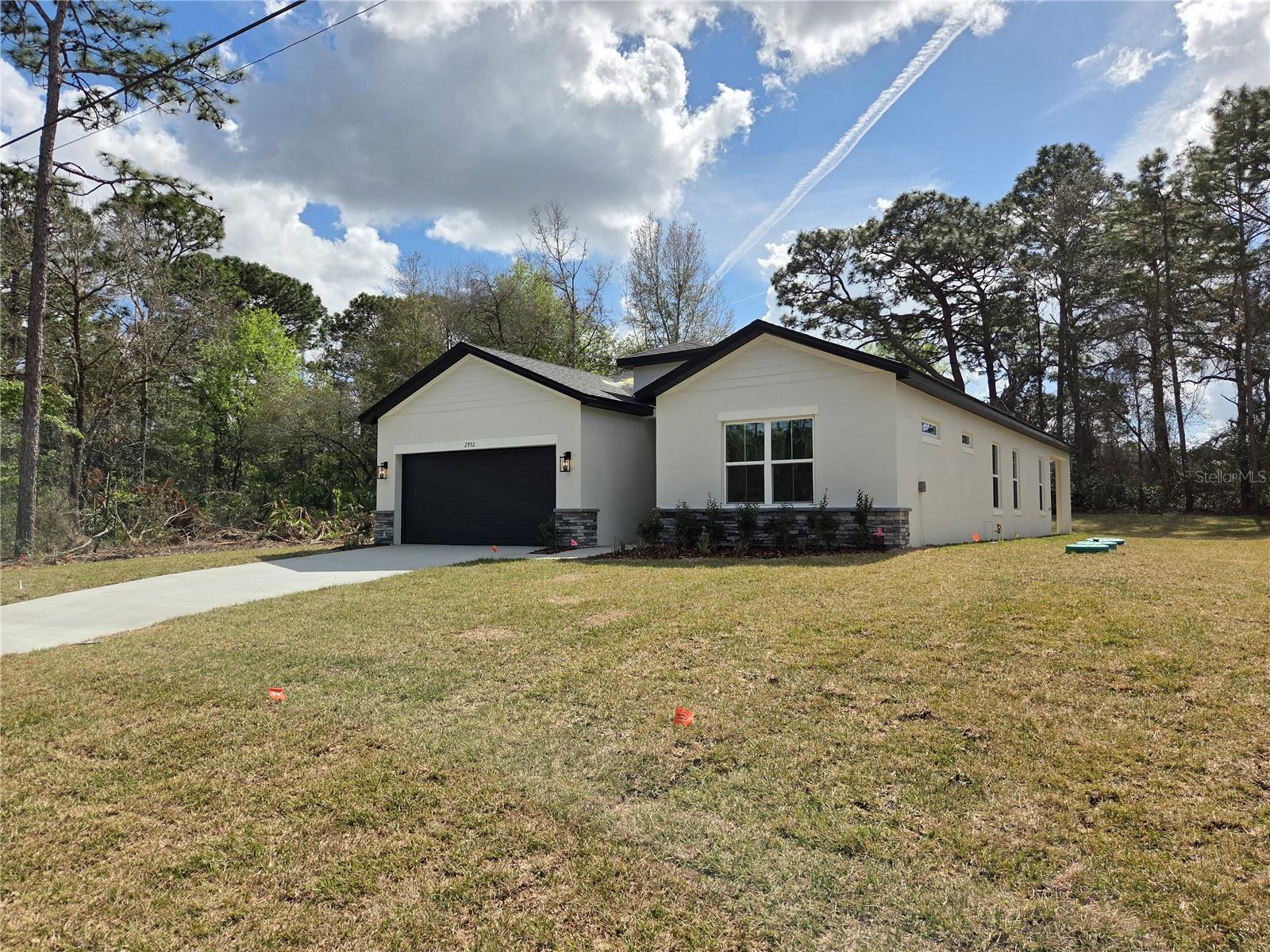 2992 Hamlet Place, FL