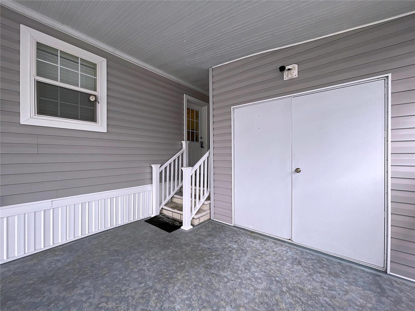 604 49th E Avenue, FL