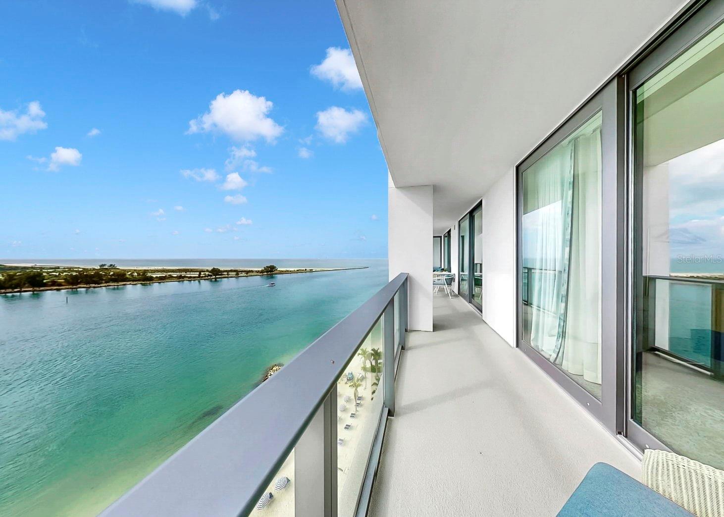 691 Gulfview Boulevard, FL
