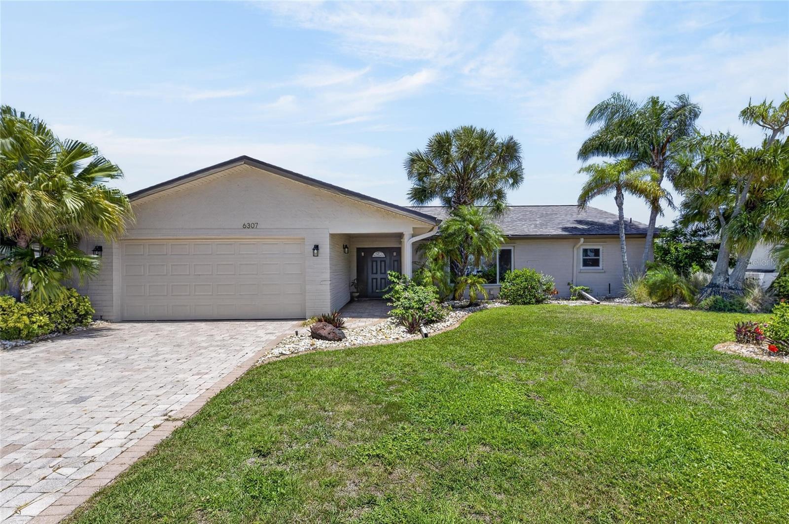6307 Cottonwood Lane, FL