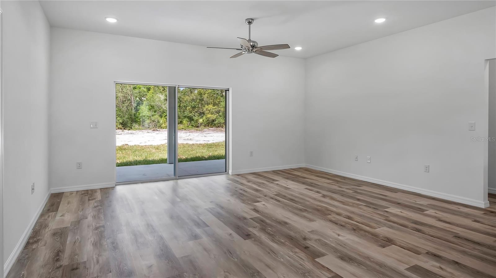 401 Central Avenue, FL
