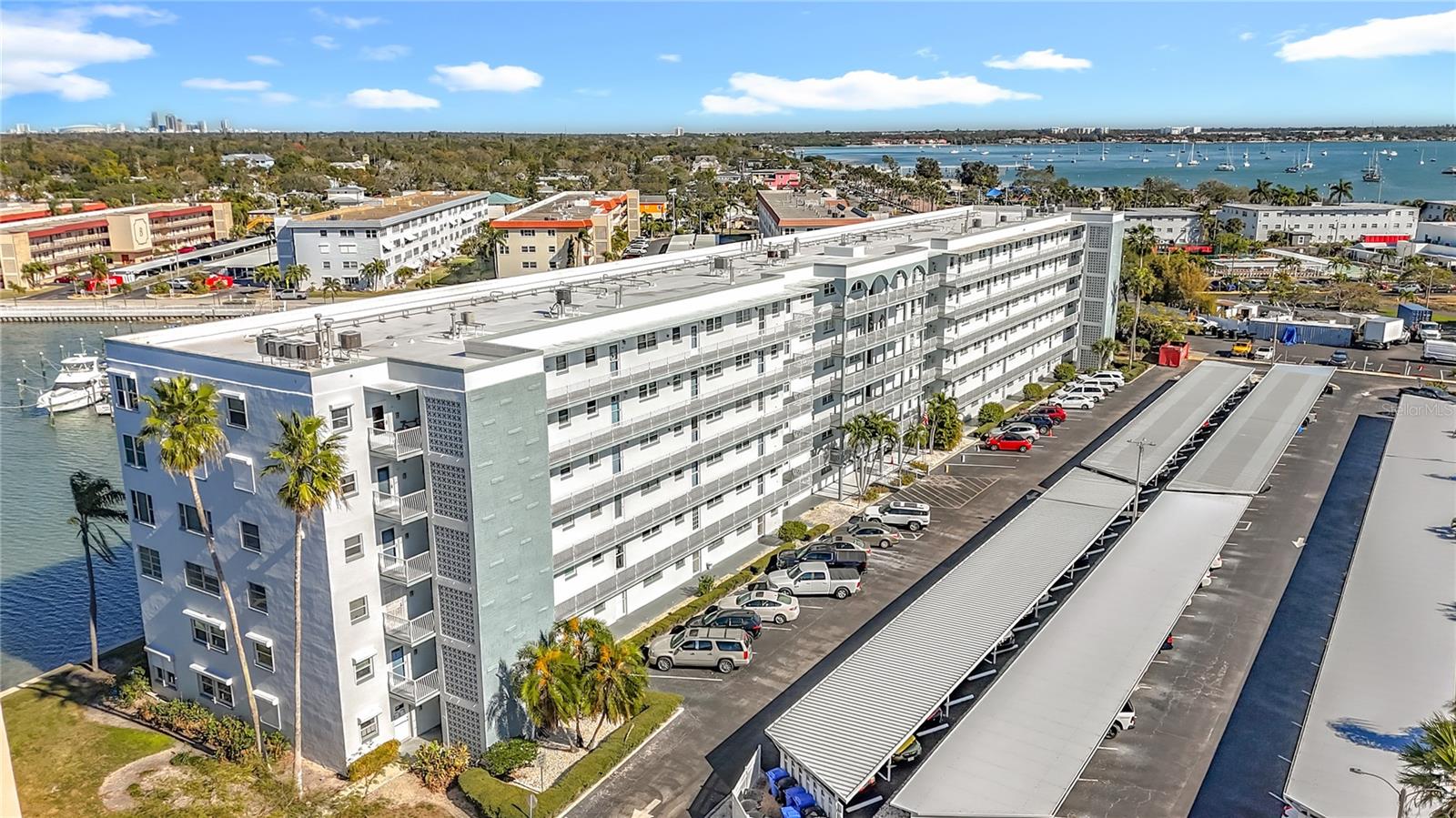 5925 Shore Boulevard, FL
