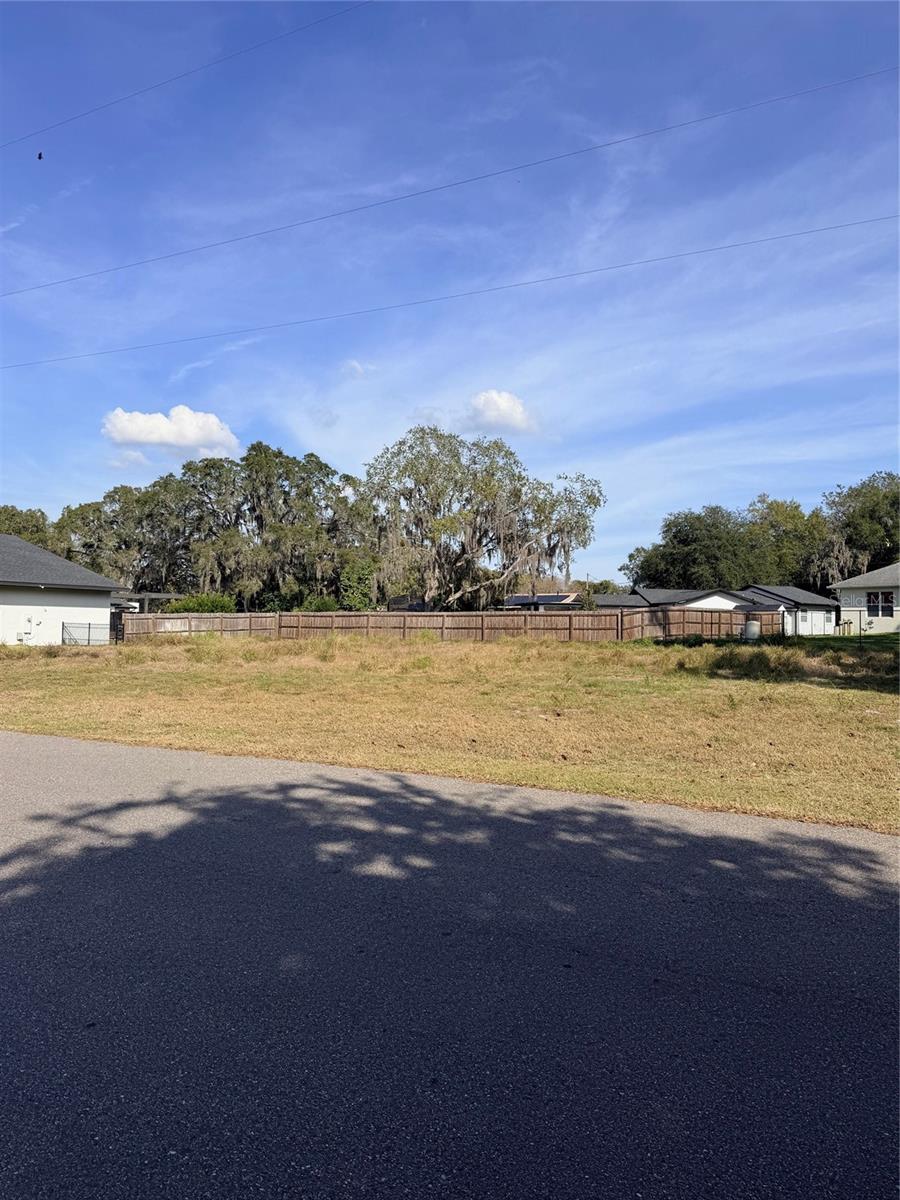1707 Twin Lake Dr, FL