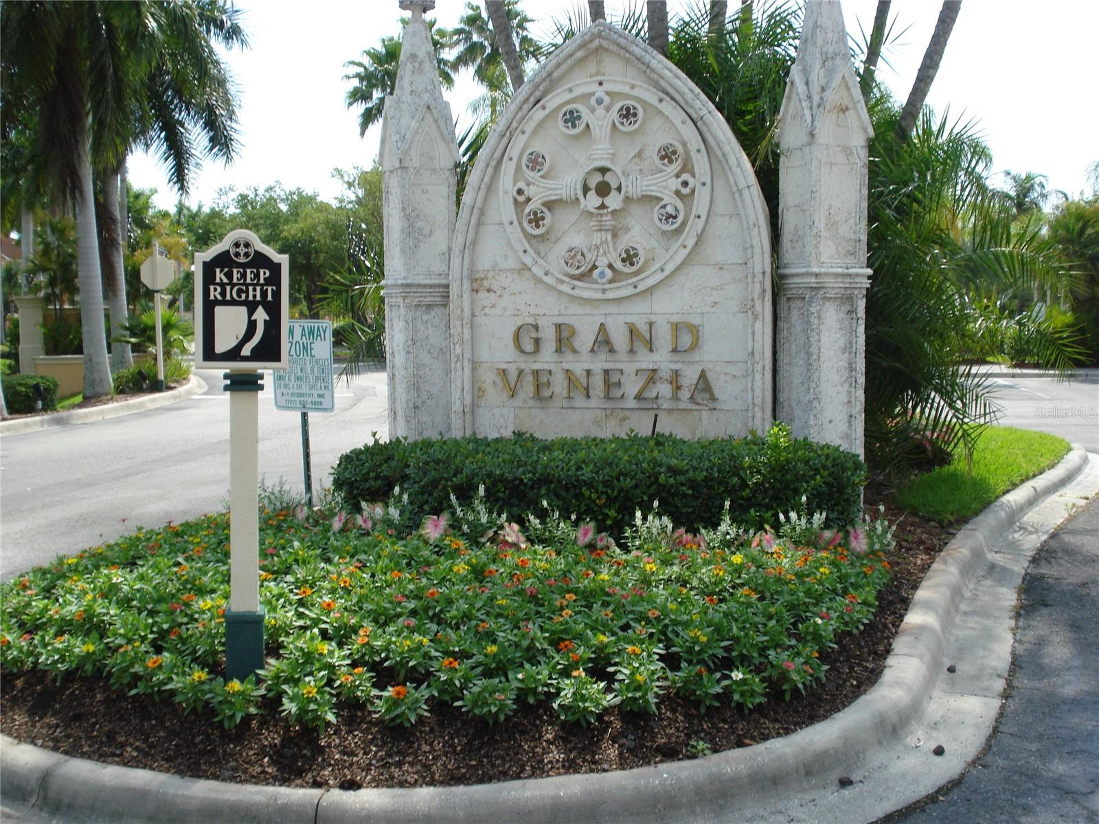 2713 Via Murano, FL
