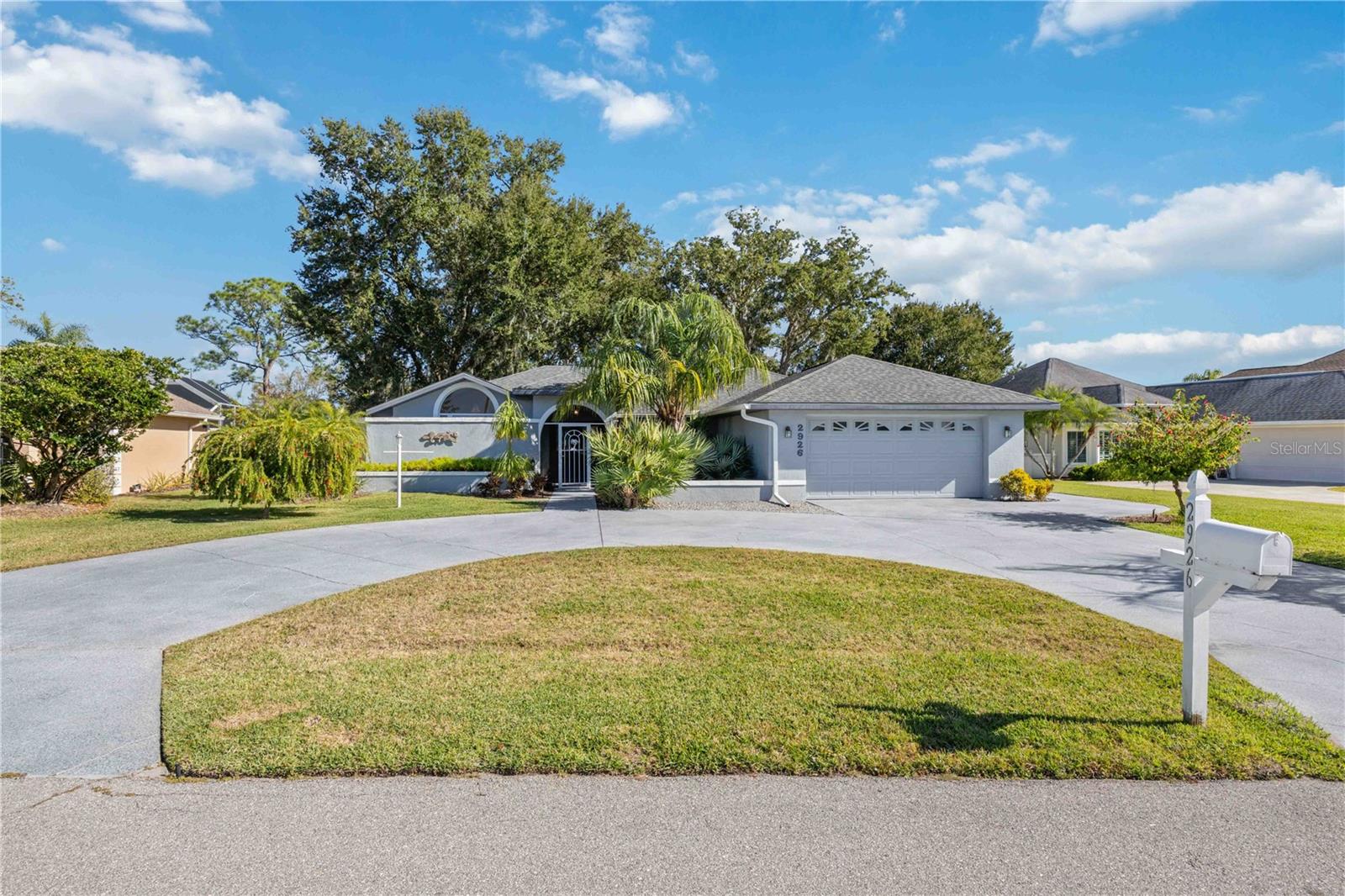 2926 Meadowood Ln, FL
