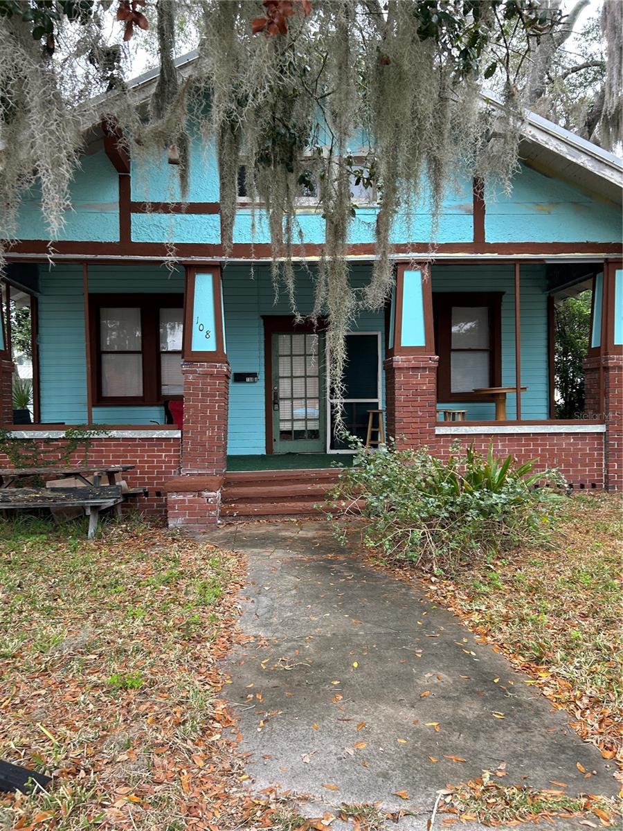 108 Nw 7th St, FL