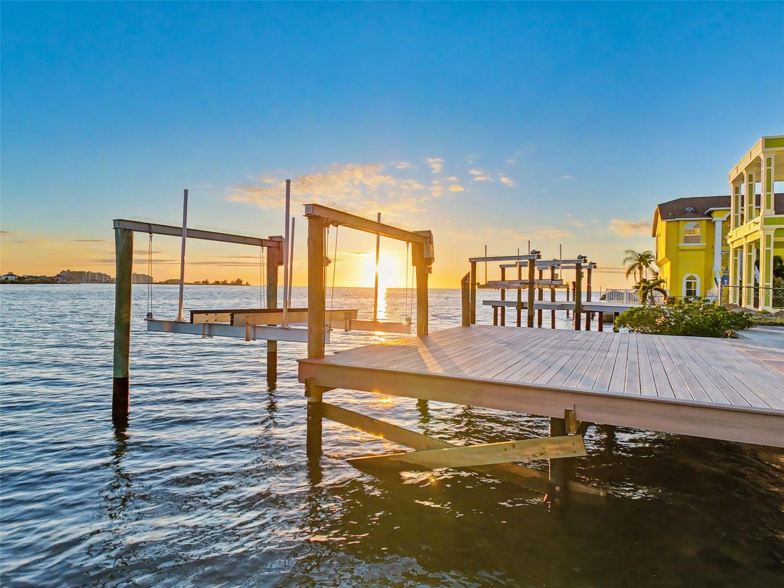 6522 Seaview Boulevard, FL