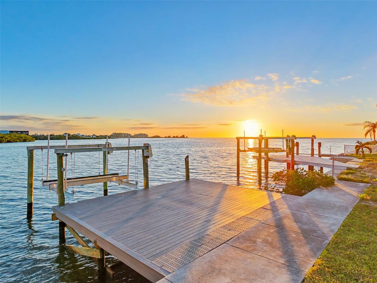 6522 Seaview Boulevard, FL