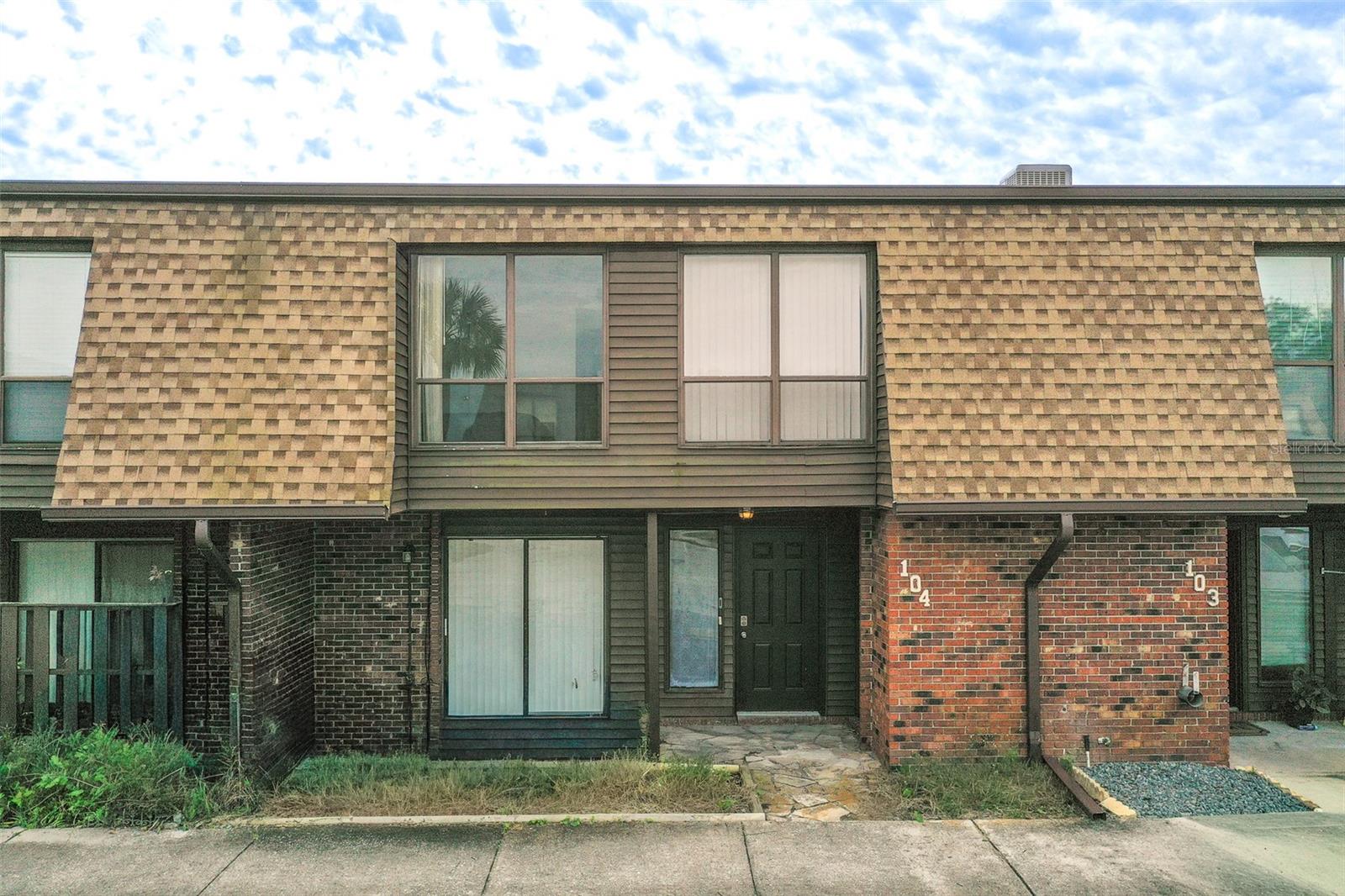1836 N Crystal Lake Dr #104, FL