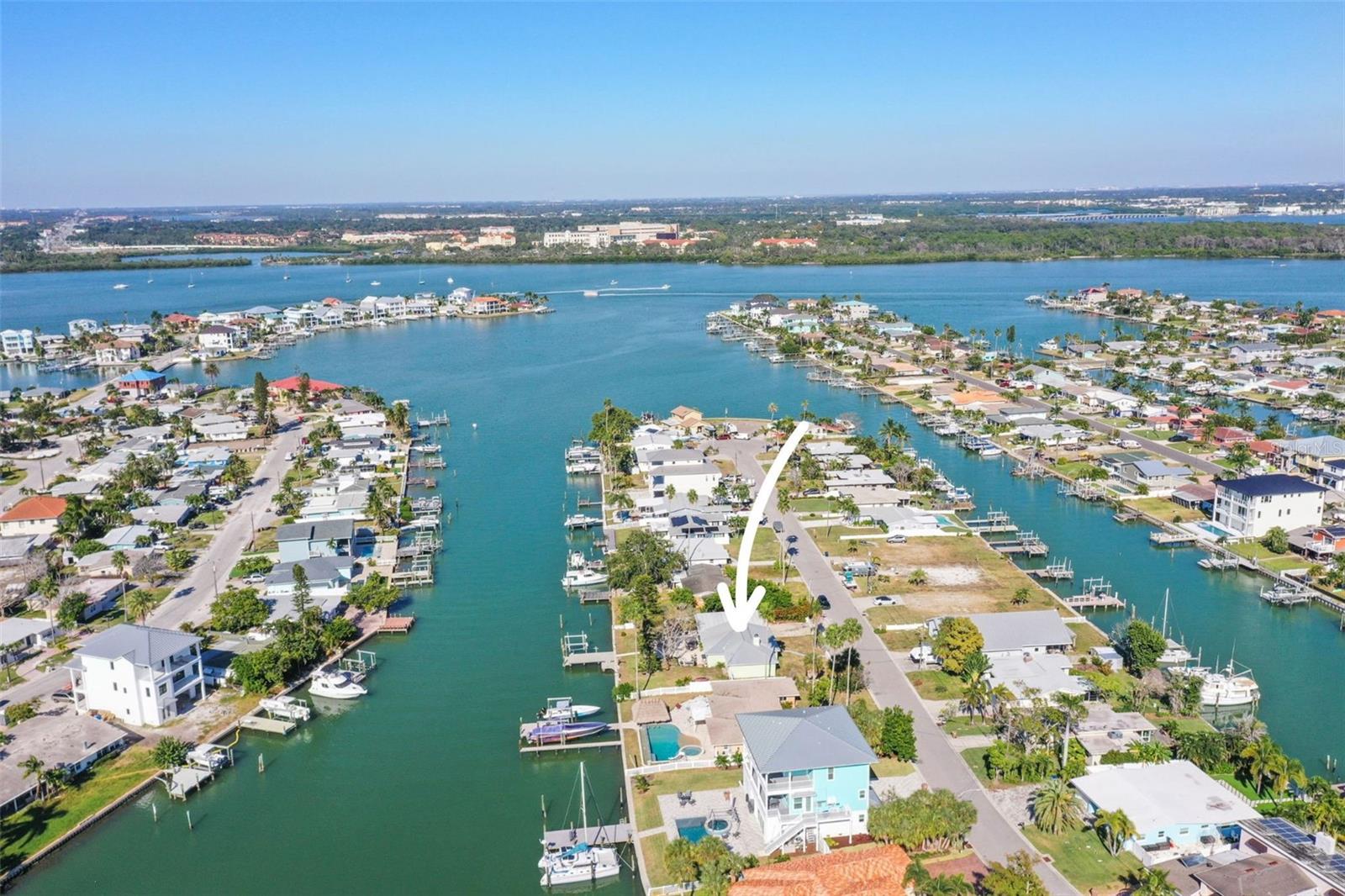 600 Normandy Rd, FL