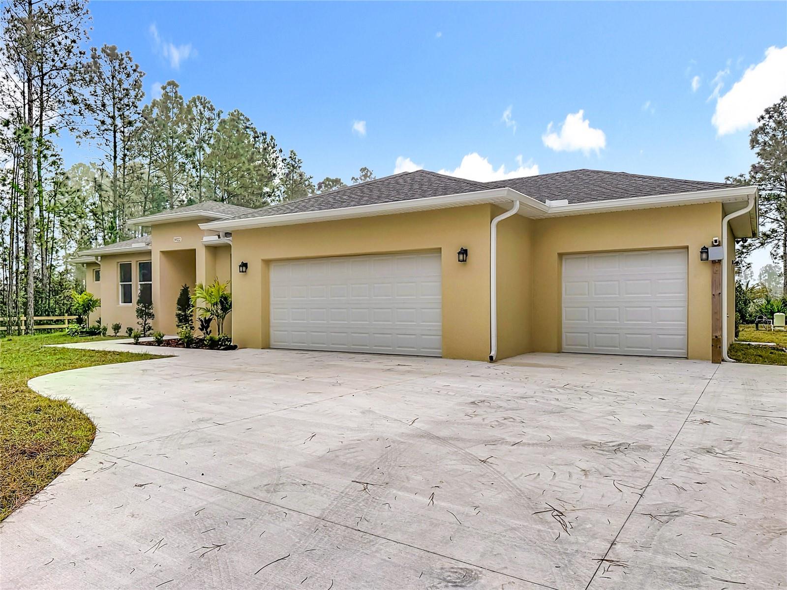 19022 Mardi Gras St, FL