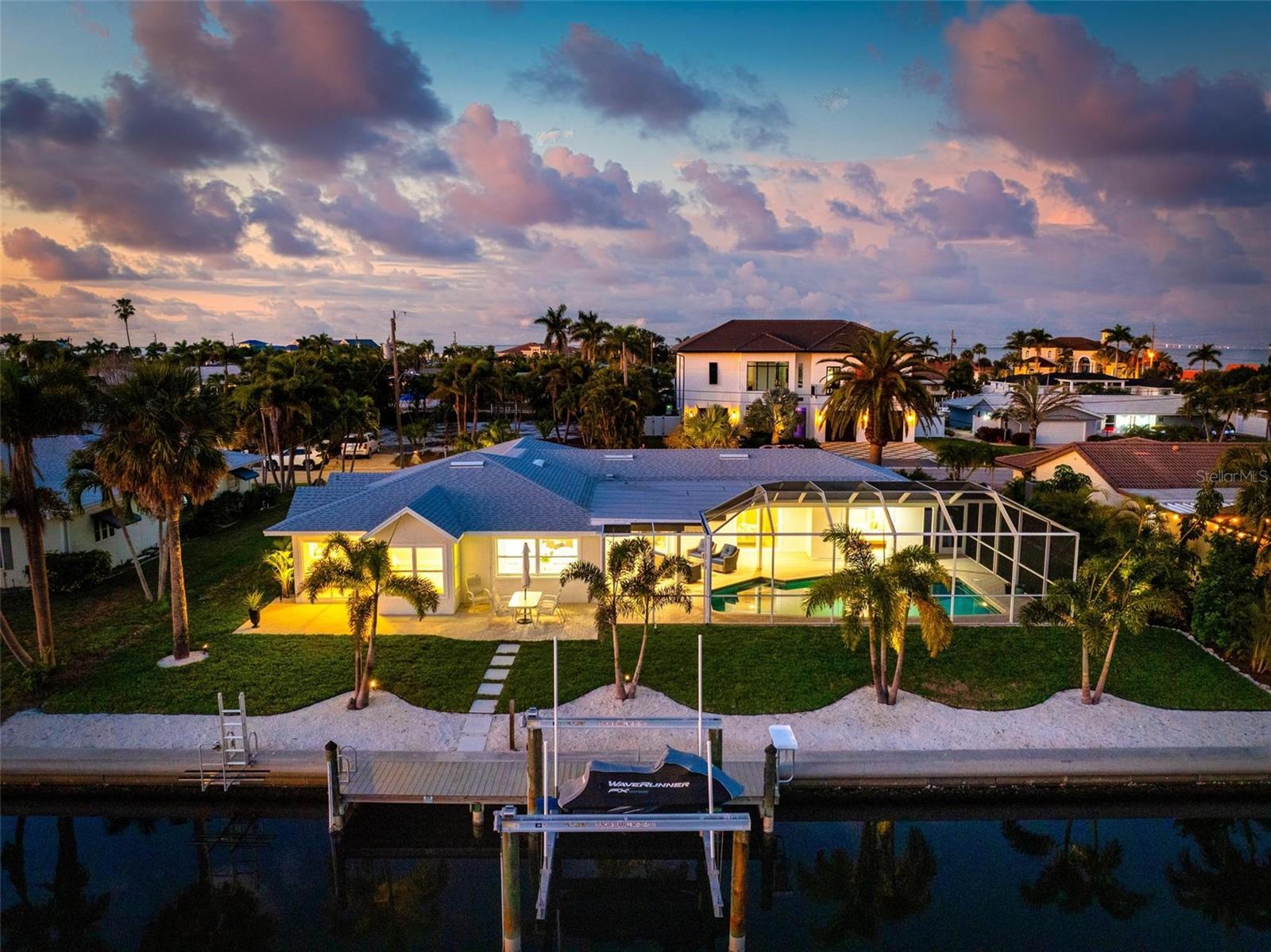 616 Foxworth Ln, FL