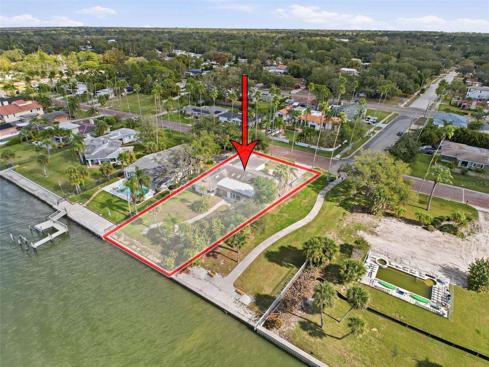 1600 Santa Barbara Drive, FL