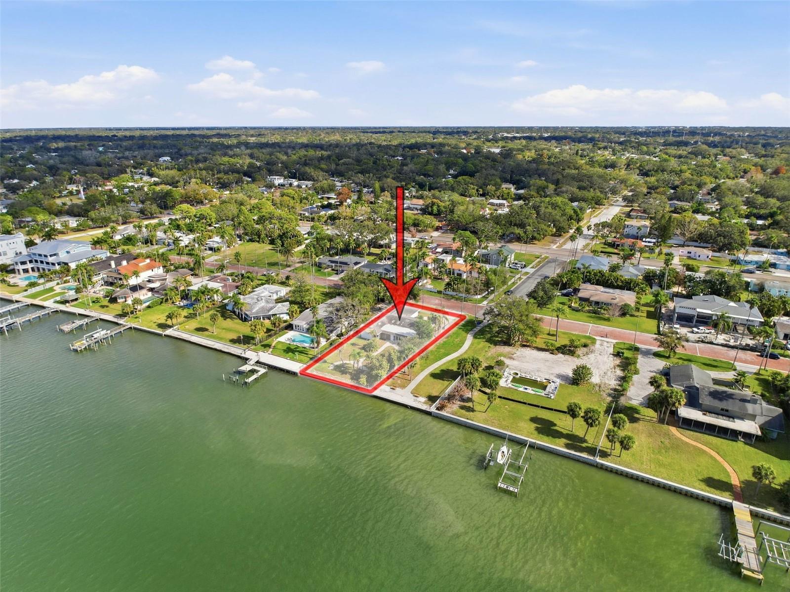 1600 Santa Barbara Drive, FL