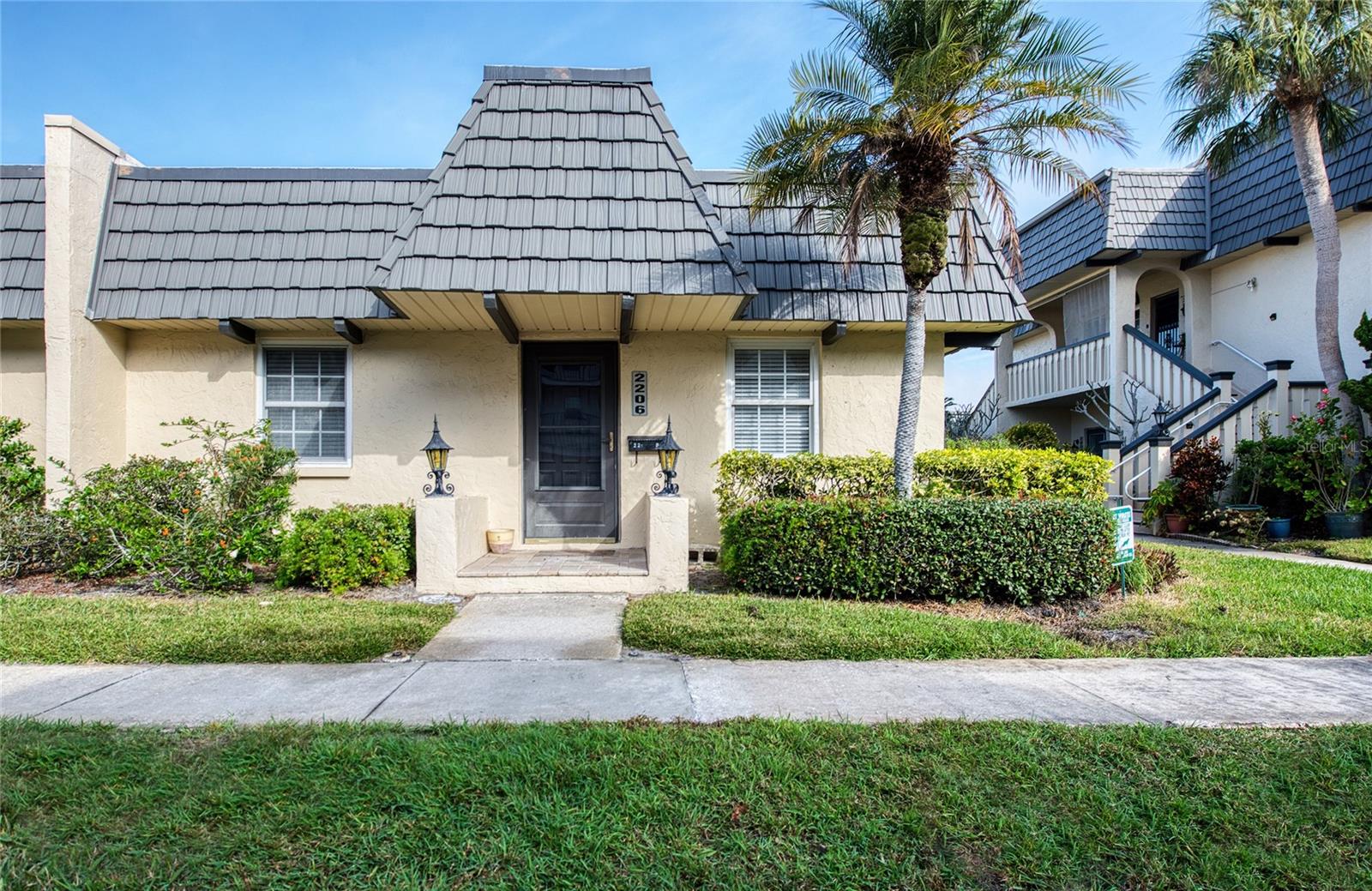 2206 Cordova Green, FL