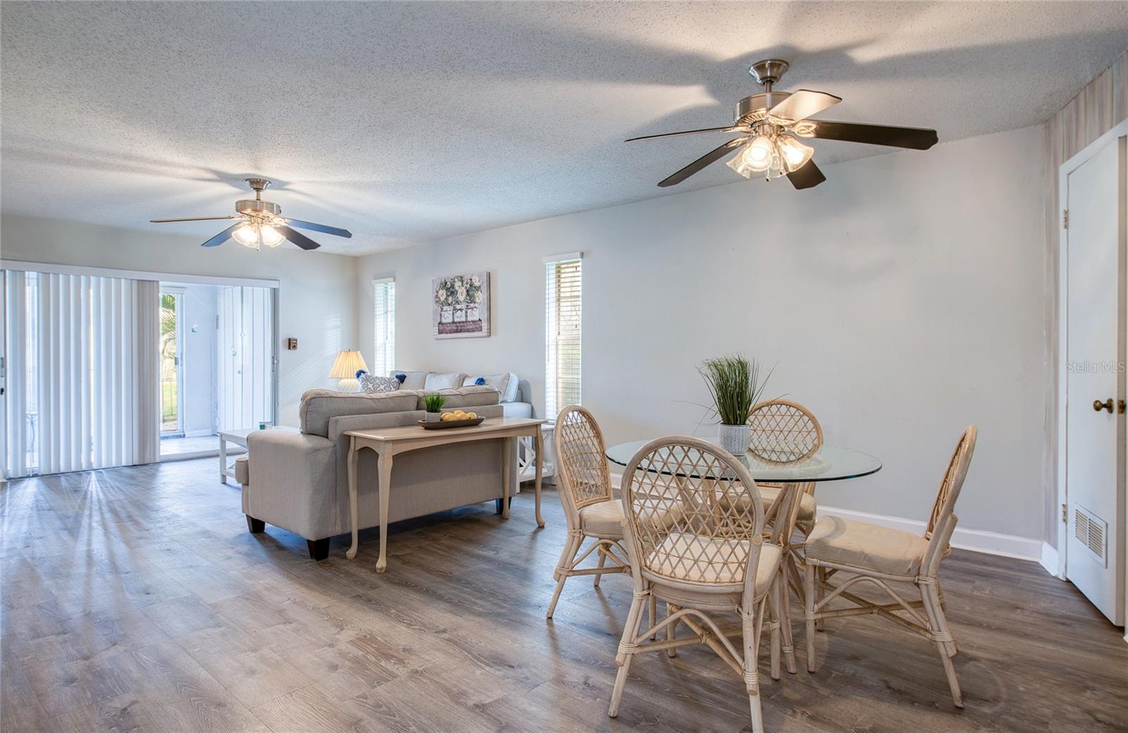 2206 Cordova Green, FL