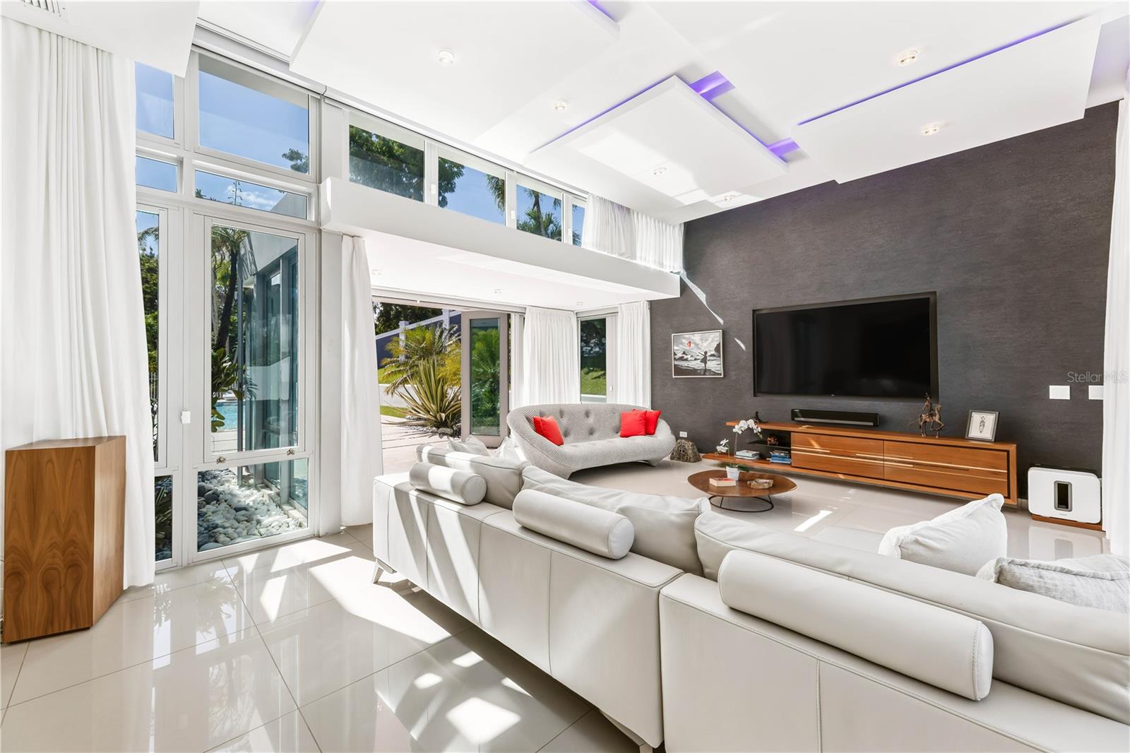 B32 Eastside Court, PR