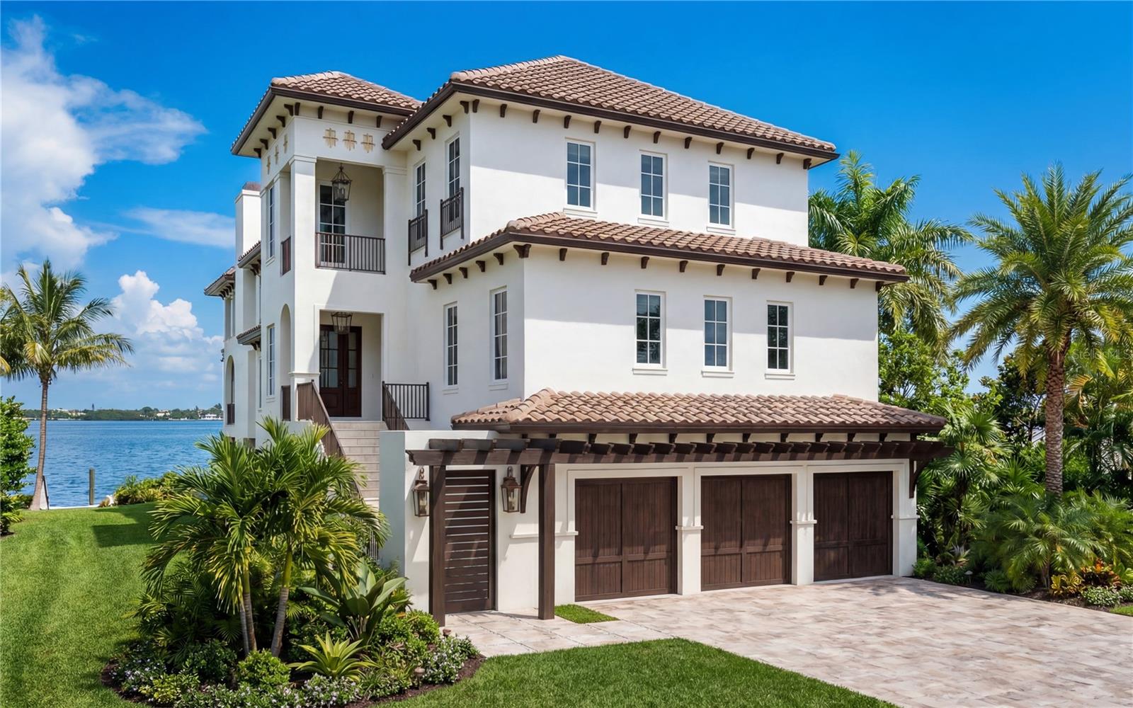 1835 Bayou Grande Blvd Ne, FL